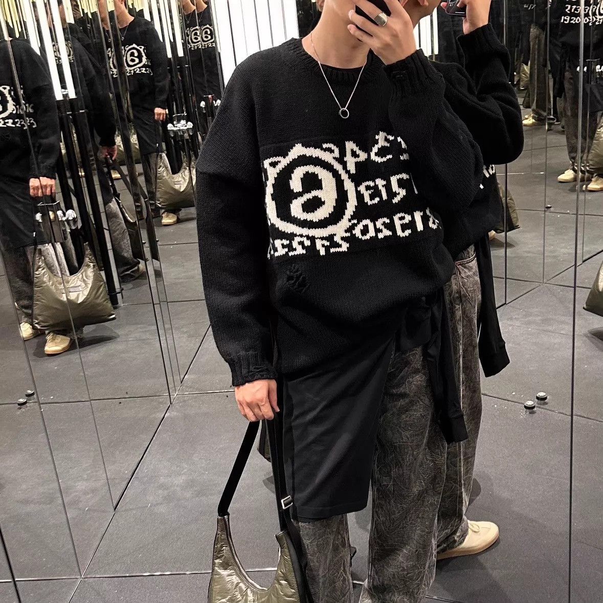 Maison Margiela Masion Margiela MM6 Distressed Digital Crewneck Sweater M New Unworn Size US M / EU 48-50 / 2 - 7 Thumbnail