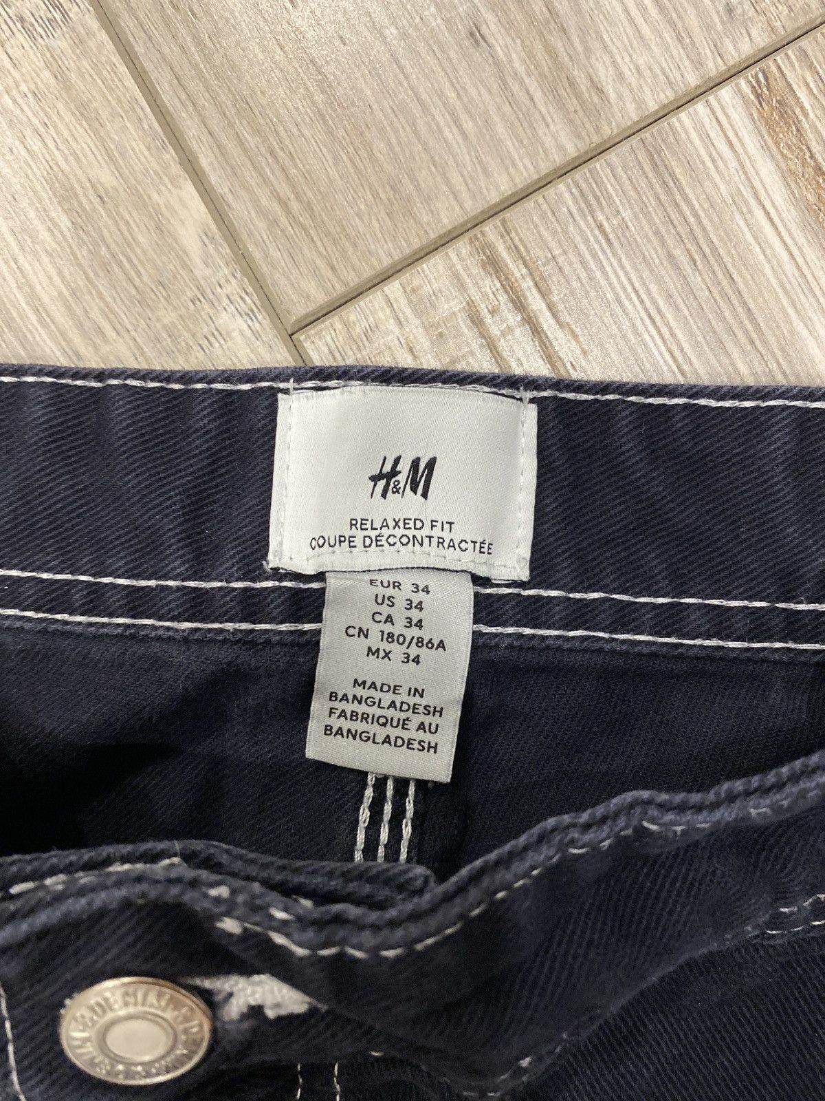 H&M H&M painter Jeans Size US 34 / EU 50 - 2 Thumbnail
