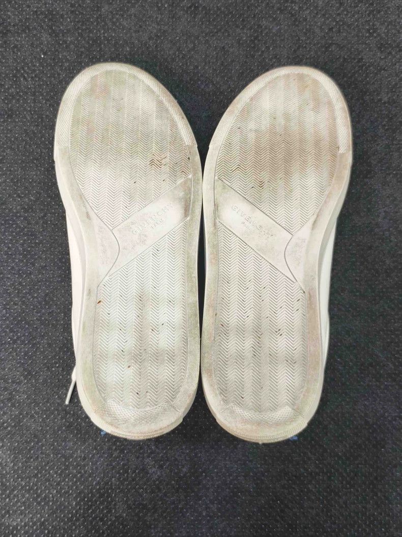 Givenchy Givenchy Classic White Sneakers, Blue and White, Size 42 Size US 9 / EU 42 - 8 Thumbnail