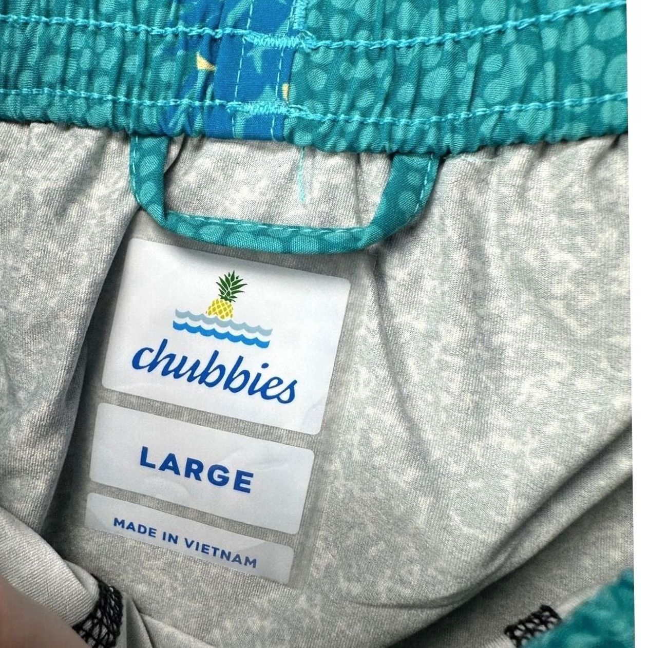 Chubbies Chubbies Swim Trunks Mens Large Teal Green Pineapple Lined Drawstring NEW B42 Board Shorts Beach Pattern Geometric Elastic Waist Mens Size ONE SIZE - 4 Thumbnail
