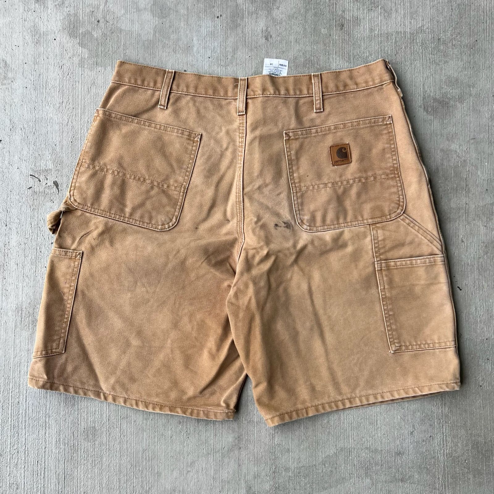 Carhartt B25 brown work wear carpenter shorts