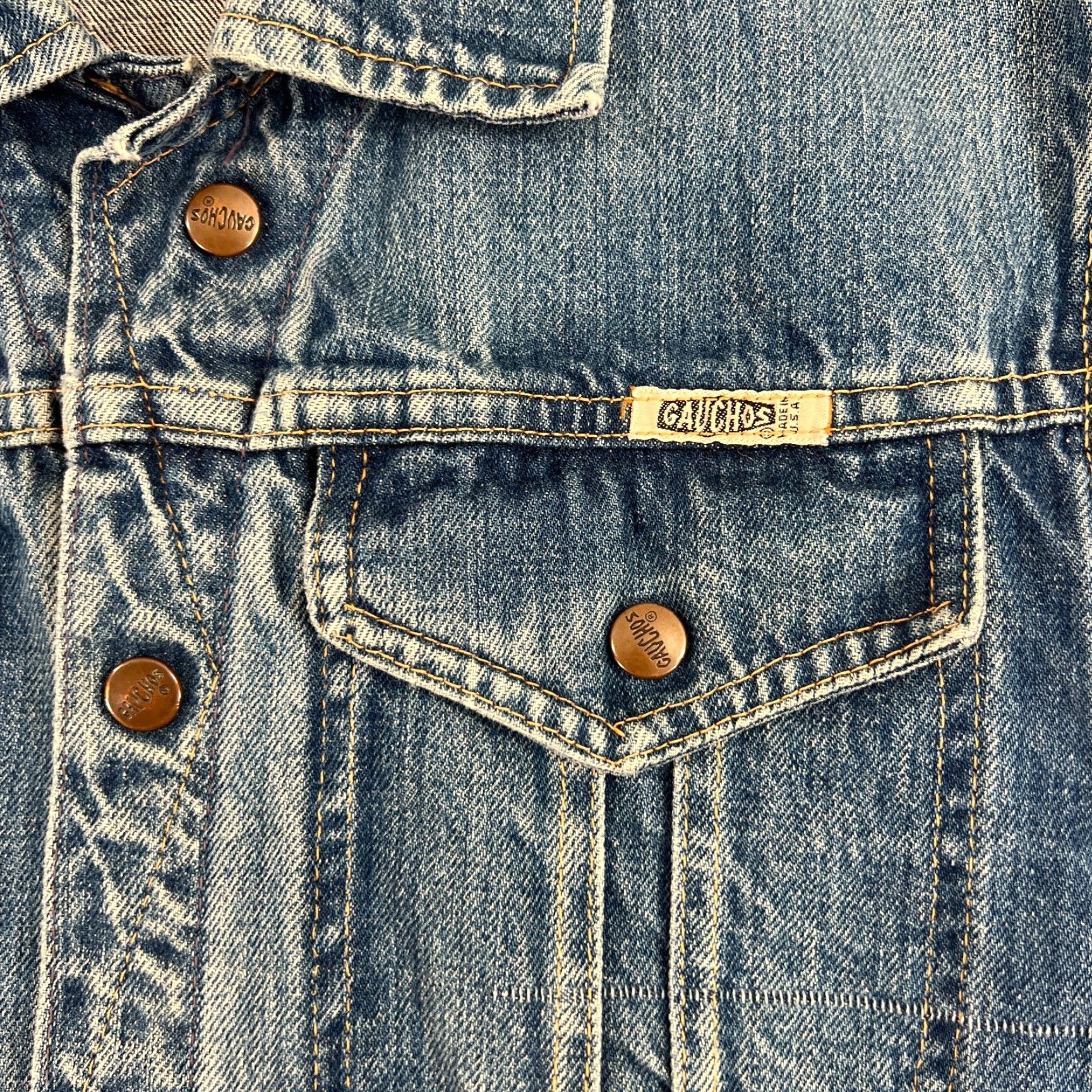 Denime VINTAGE Gauchos Denim Jacket Small Cropped Snap Up Light Wash USA Bomber Jacket Unisex Adults Blue Denim Chuck USA Size US S / EU 44-46 / 1 - 6 Thumbnail