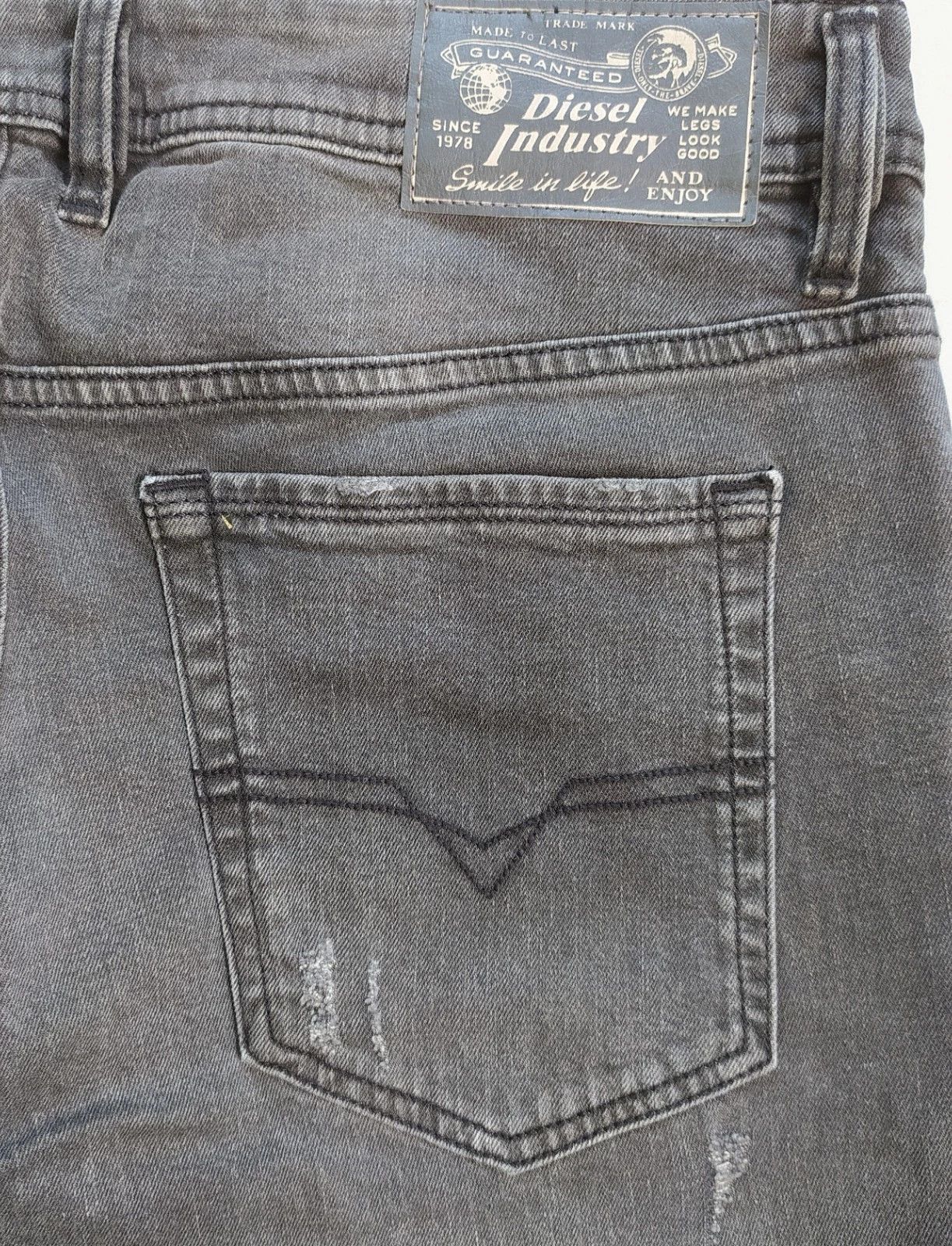 Diesel Diesel TROXER L.32 MENS JEANS SLTP/9997 Size US 36 / EU 52 - 11 Thumbnail