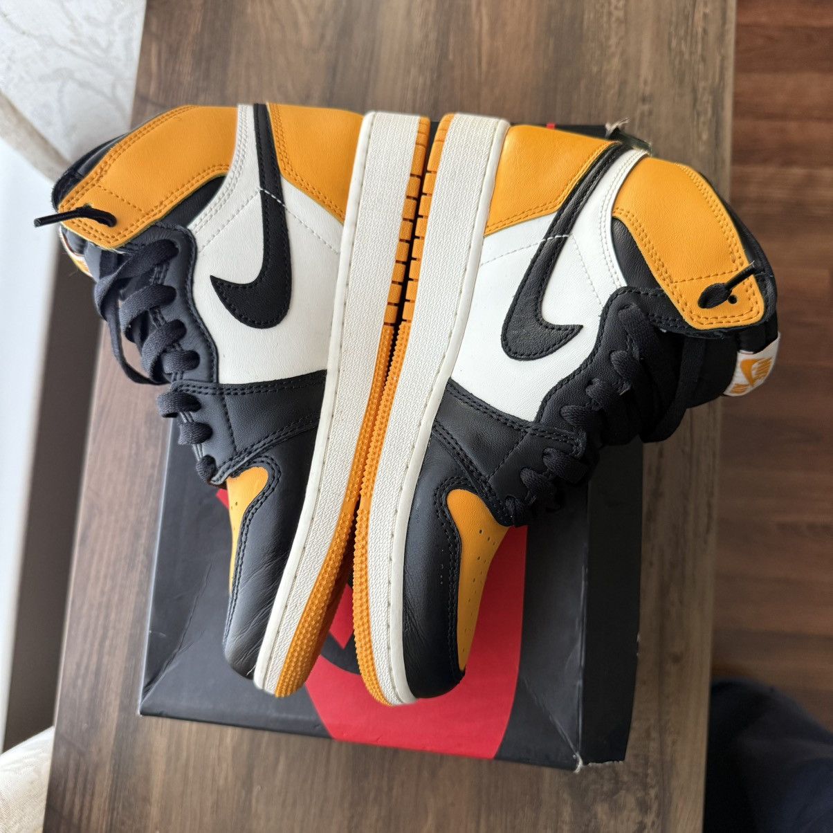 Nike Air Jordan 1 ‘Taxi’ Size US 5.5 / EU 38 - 3 Thumbnail
