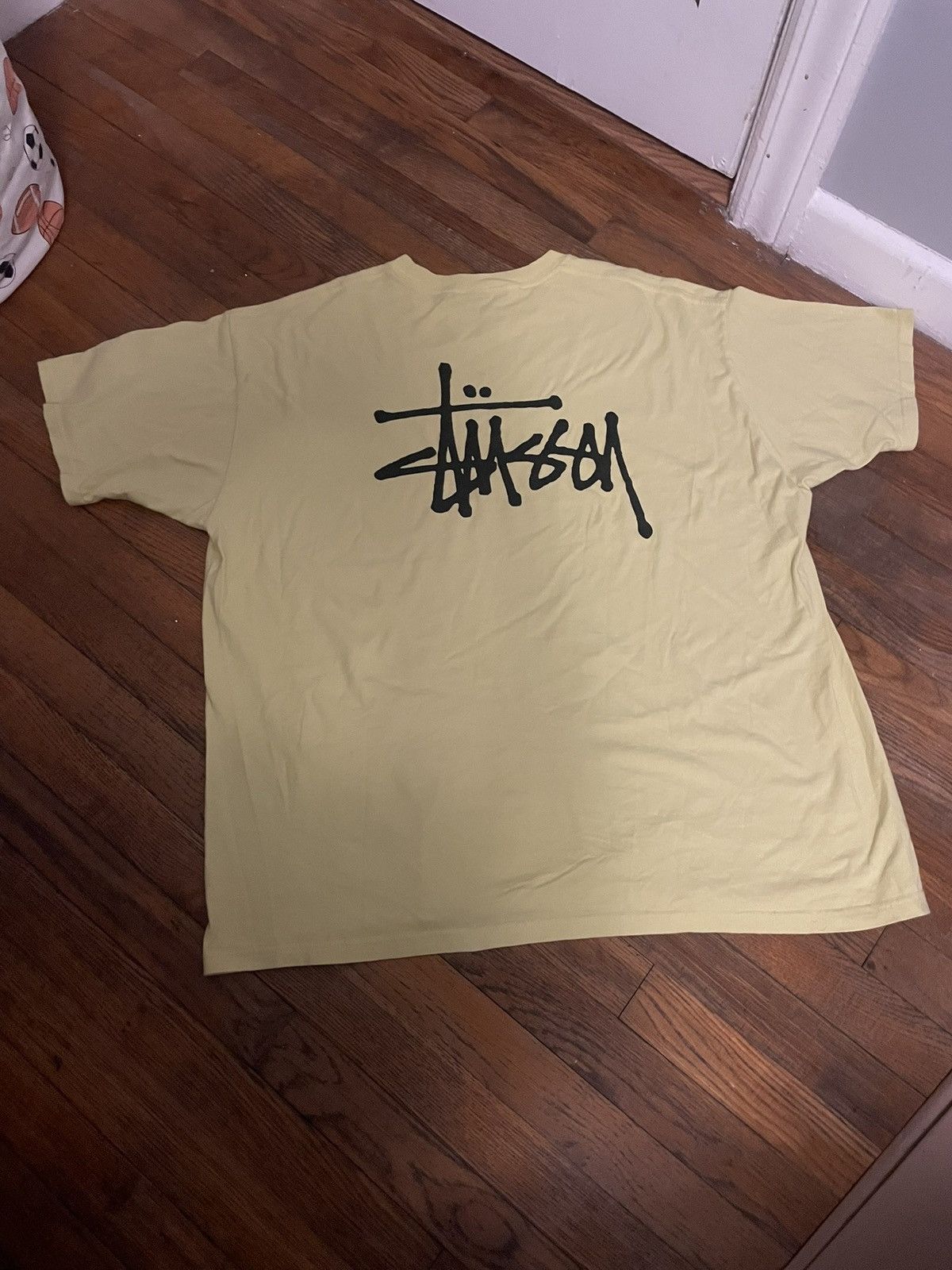Stussy Stussy yellow t-shirt Size US XXL / EU 58 / 5 - 5 Thumbnail