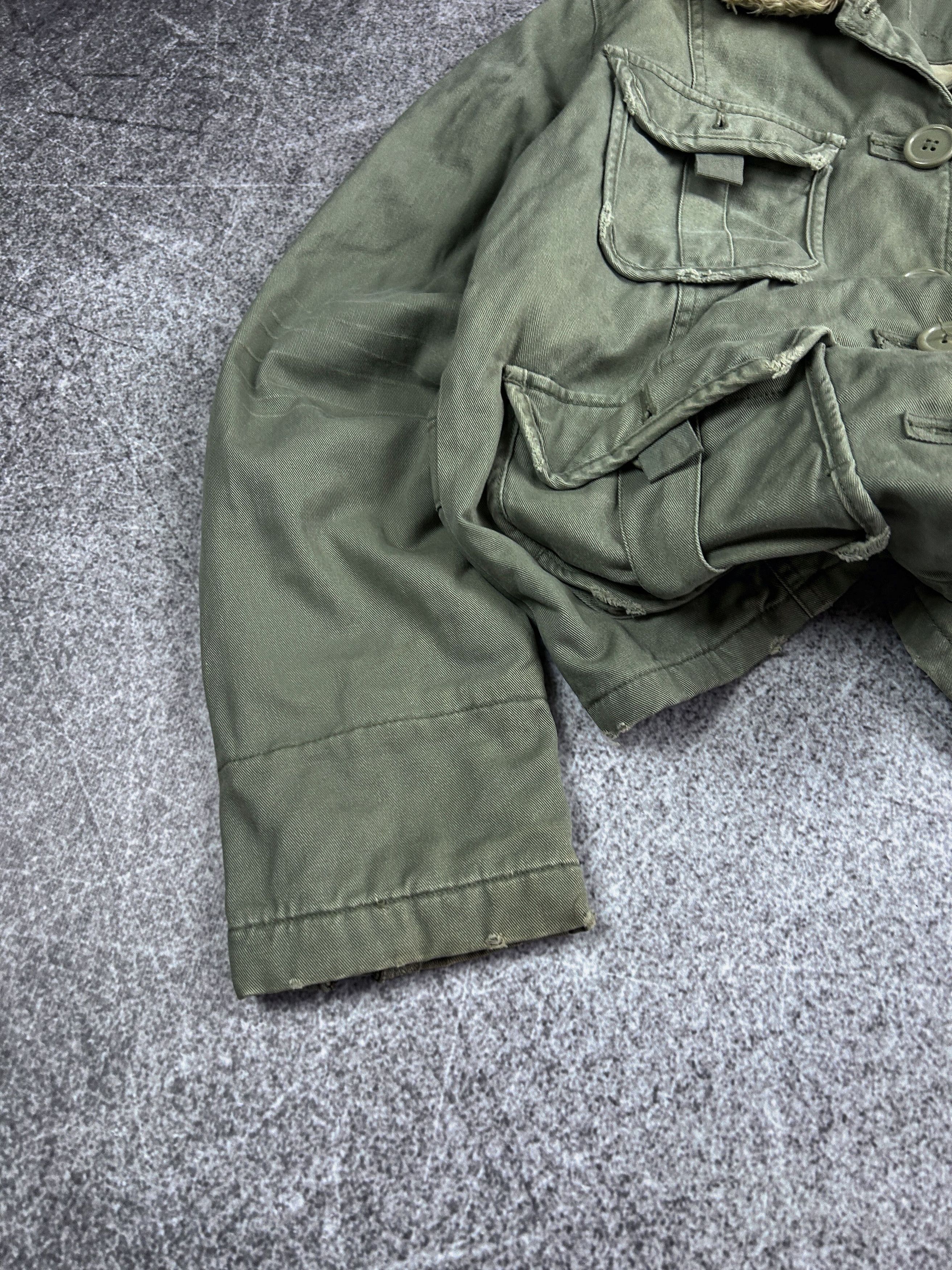 Vintage Vintage Military Jacket Fur Collar Cropped Y2K Streetwear Size US S / EU 44-46 / 1 - 2 Thumbnail