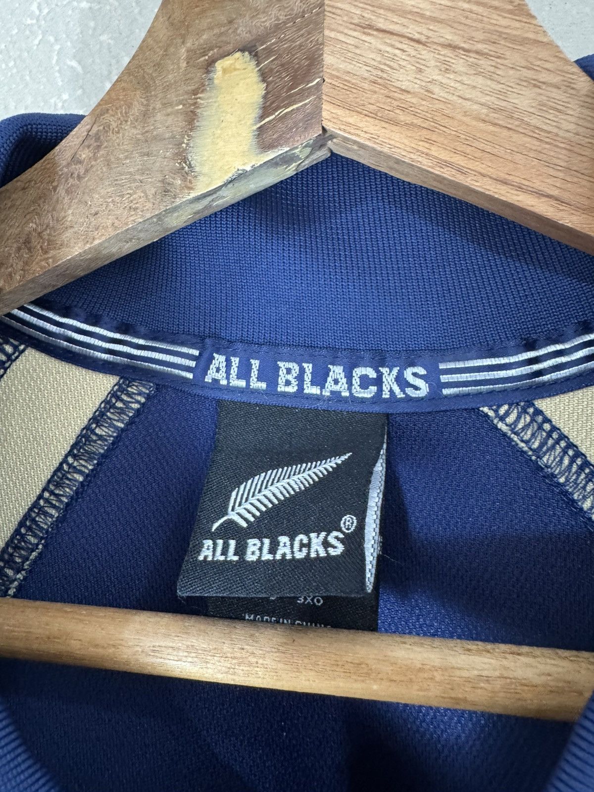 Adidas Vintage 00s Adidas All Blacks New Zealand Rugby jersey 2004 Size US L / EU 52-54 / 3 - 3 Thumbnail