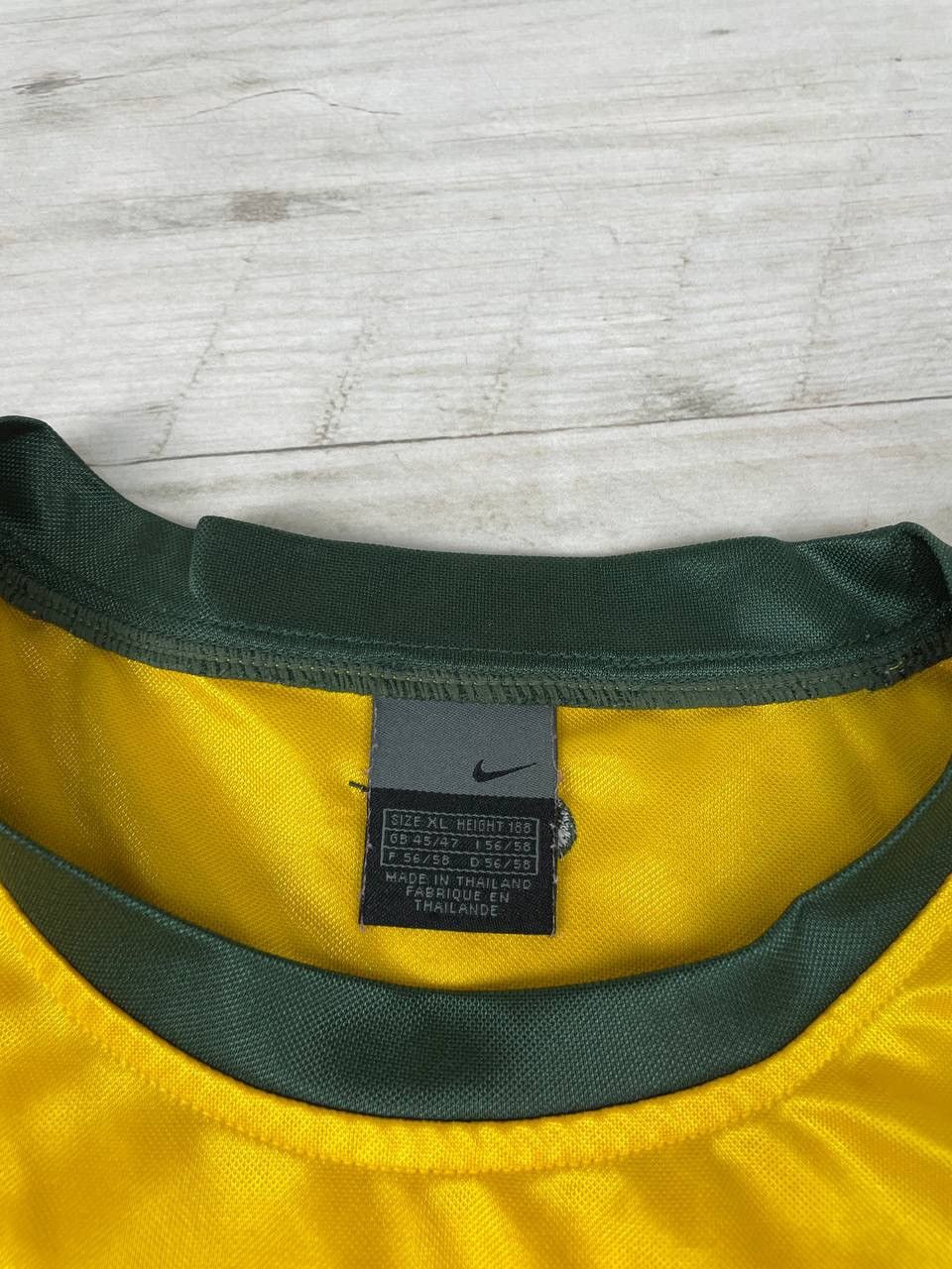 Nike Vintage Nike Brazil 2000 2002 Training Shirt Soccer Jersey Size US XL / EU 56 / 4 - 5 Thumbnail