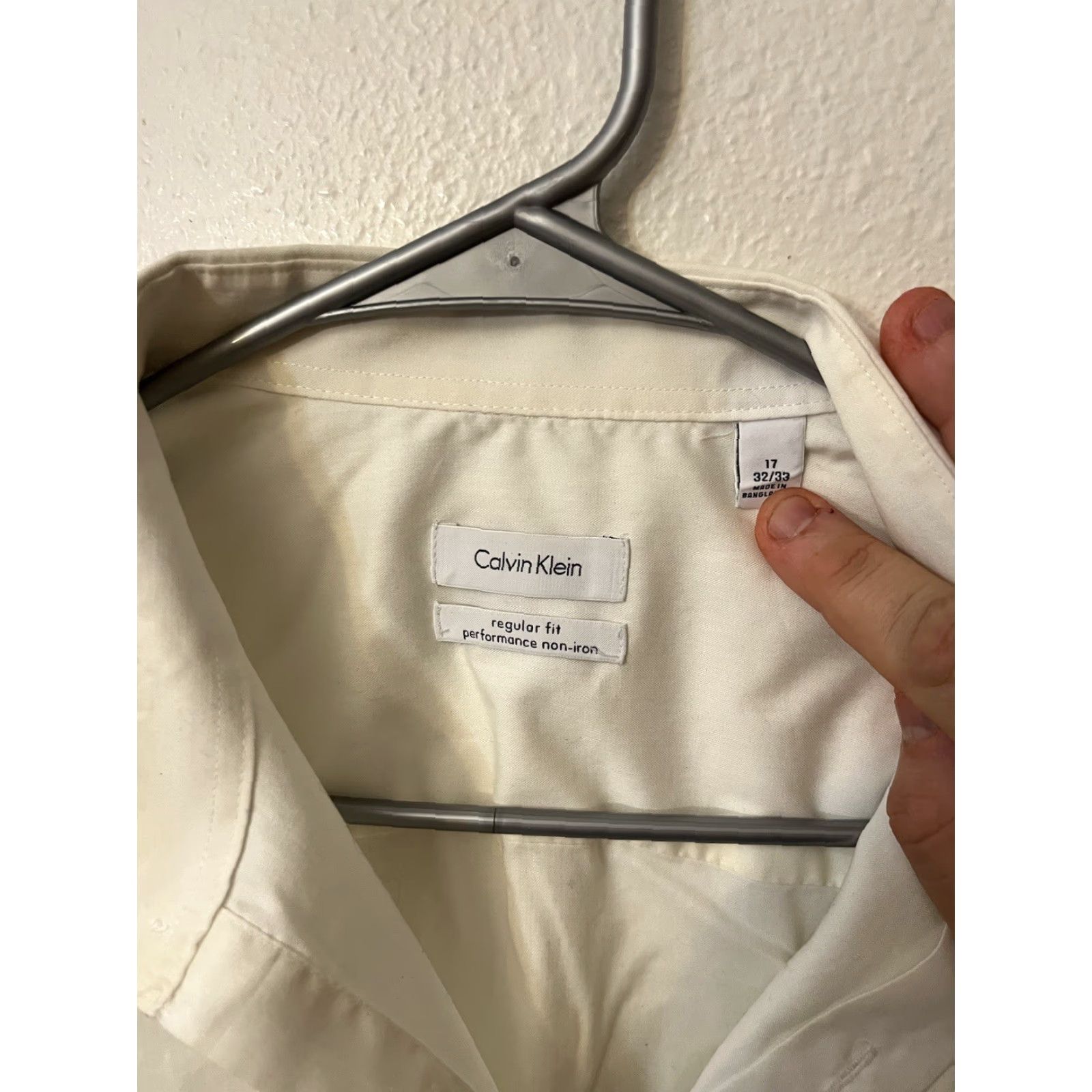 Calvin Klein Calvin Klein Shirt Regular Fit White Solid 17 Non Iron Performance Dress Shirt Long Sleeve Collar Mens Size US XL / EU 56 / 4 - 2 Thumbnail