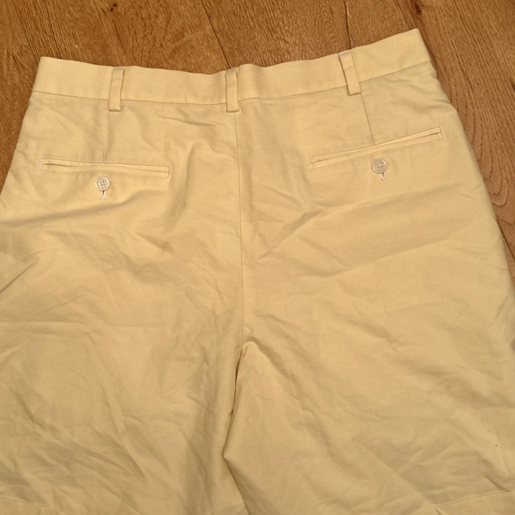 Brooks Brothers Brooks Brothers 346 Yellow Chino Golf Shorts Men's Size 34 100% Cotton Casual Classic Preppy Pockets Flat Front Inseam 9 in Mens Size US 34 / EU 50 - 6 Thumbnail