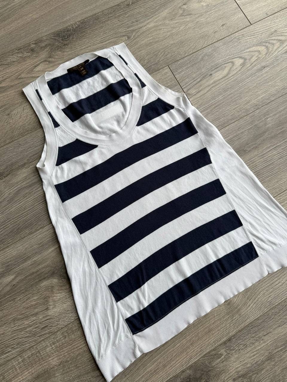 Louis Vuitton Louis Vuitton Tank Top T shirt Size XS / US 0-2 / IT 36-38 - 2 Thumbnail