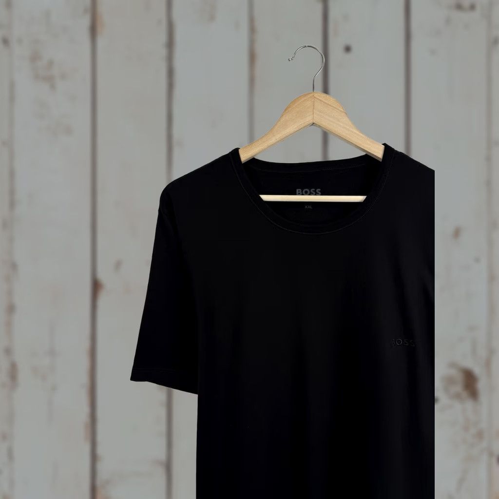 Hugo Boss HUGO BOSS T-Shirt Classic Men XXL Black Retro Rare Y2K Luxury Brand Berlin Shirt Size US XXL / EU 58 / 5 - 1 Thumbnail