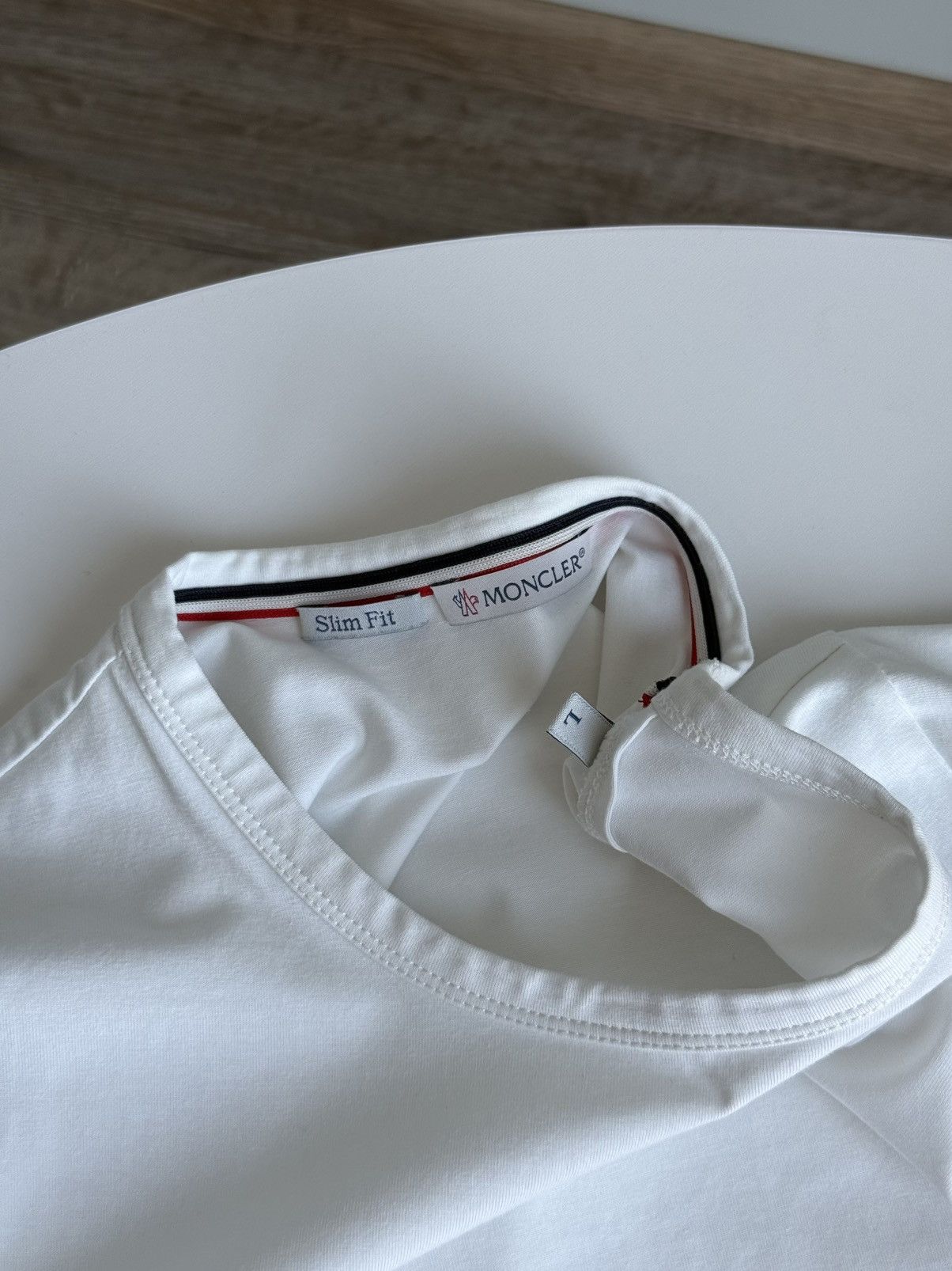 Moncler Moncler Maglia T-Shirt White Small Logo Slim Fit Size US L / EU 52-54 / 3 - 13 Thumbnail