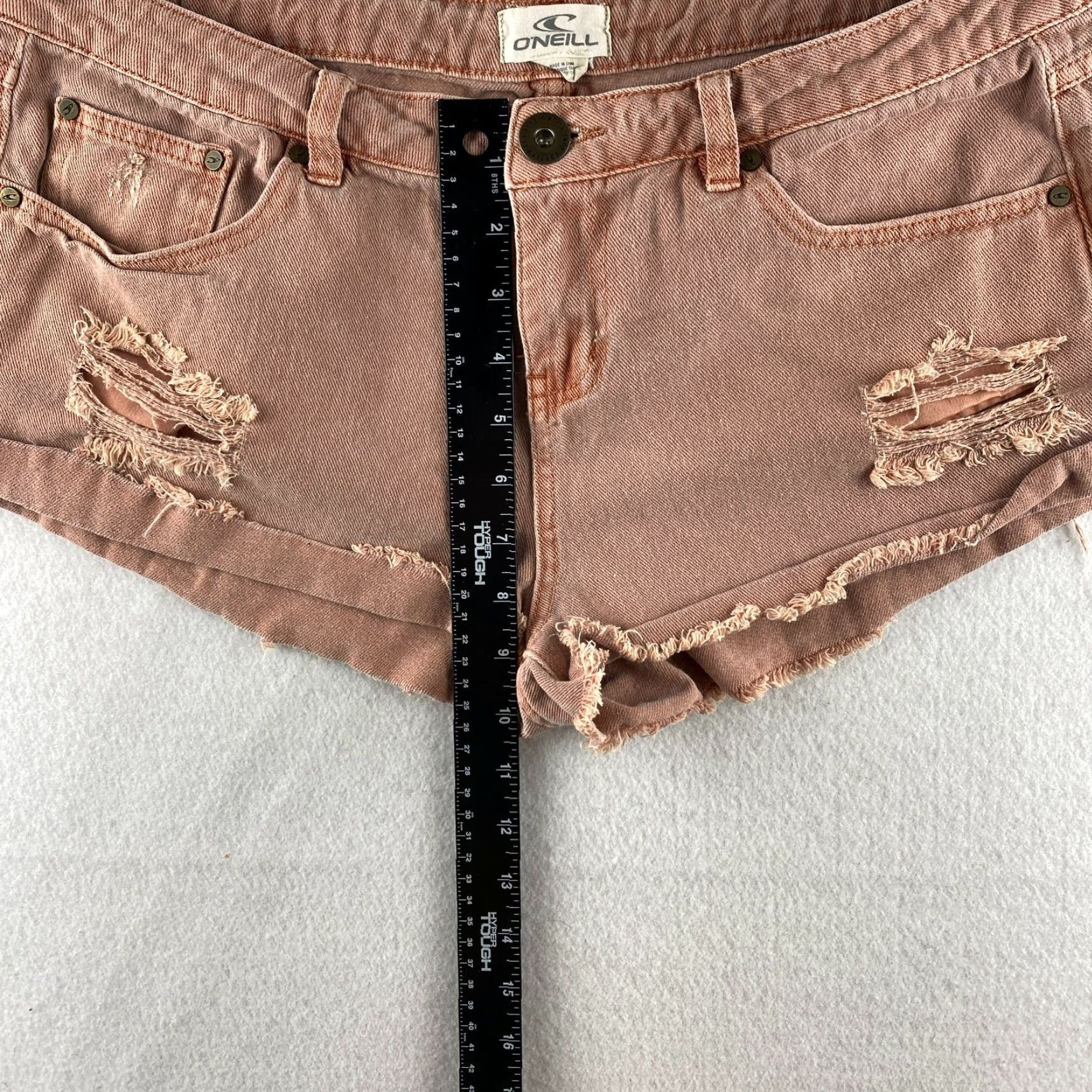 O'Neill O'Neill Shorts Womens 9 Coral Cut-Off Denim Fray Distressed Hotpants Size 24" / US 00 / IT 34 - 4 Thumbnail