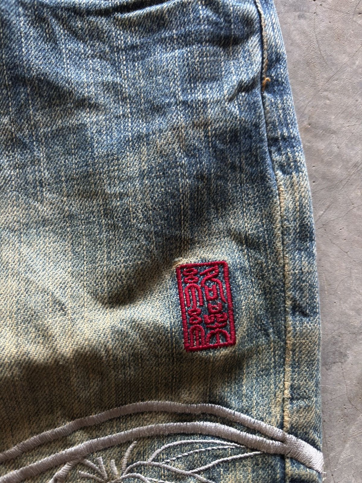 Karakuri Tamashii KARAKURI TAMASHII rusty distressed japanese sukajan tiger Size US 30 / EU 46 - 14 Thumbnail