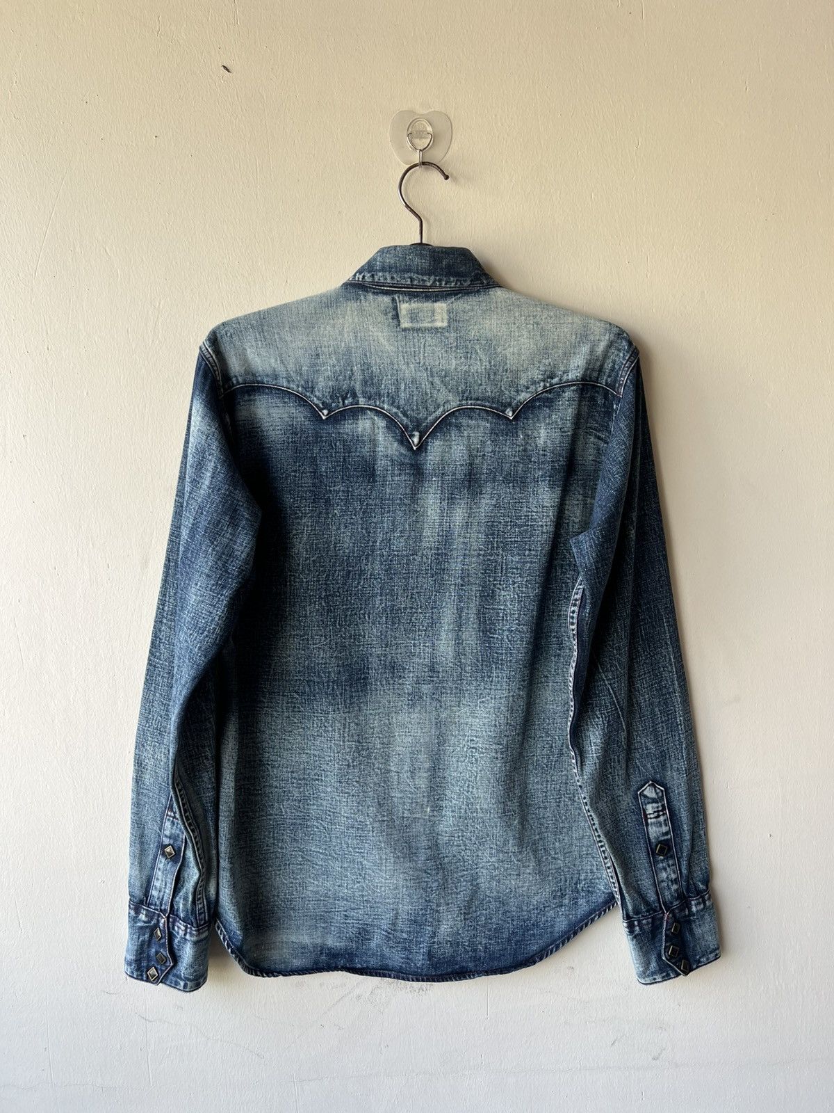 Levi's 2001 Levi’s Red Tab Slim Denim Western Shirt Snap Button Size US L / EU 52-54 / 3 - 2 Thumbnail