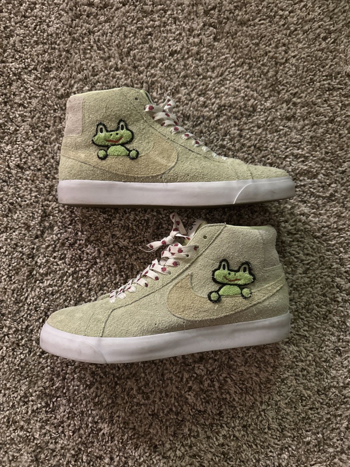 Nike SB Blazer Frog Skateboards