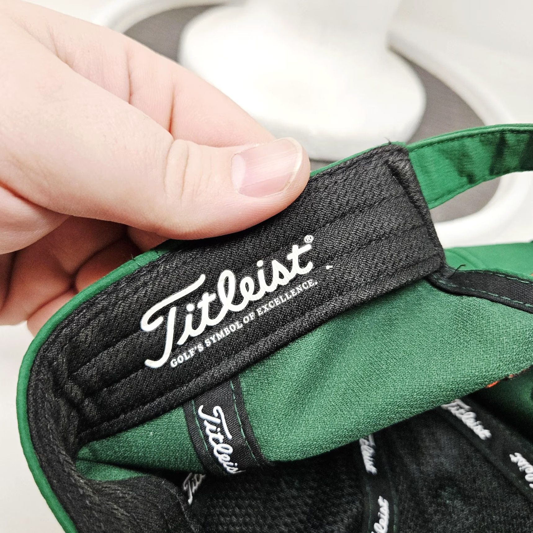 Titleist Titleist Hat Cap Golf One Size Green Pro V1 Tour Mens Adjustable Strap Back Sports Size ONE SIZE - 8 Thumbnail