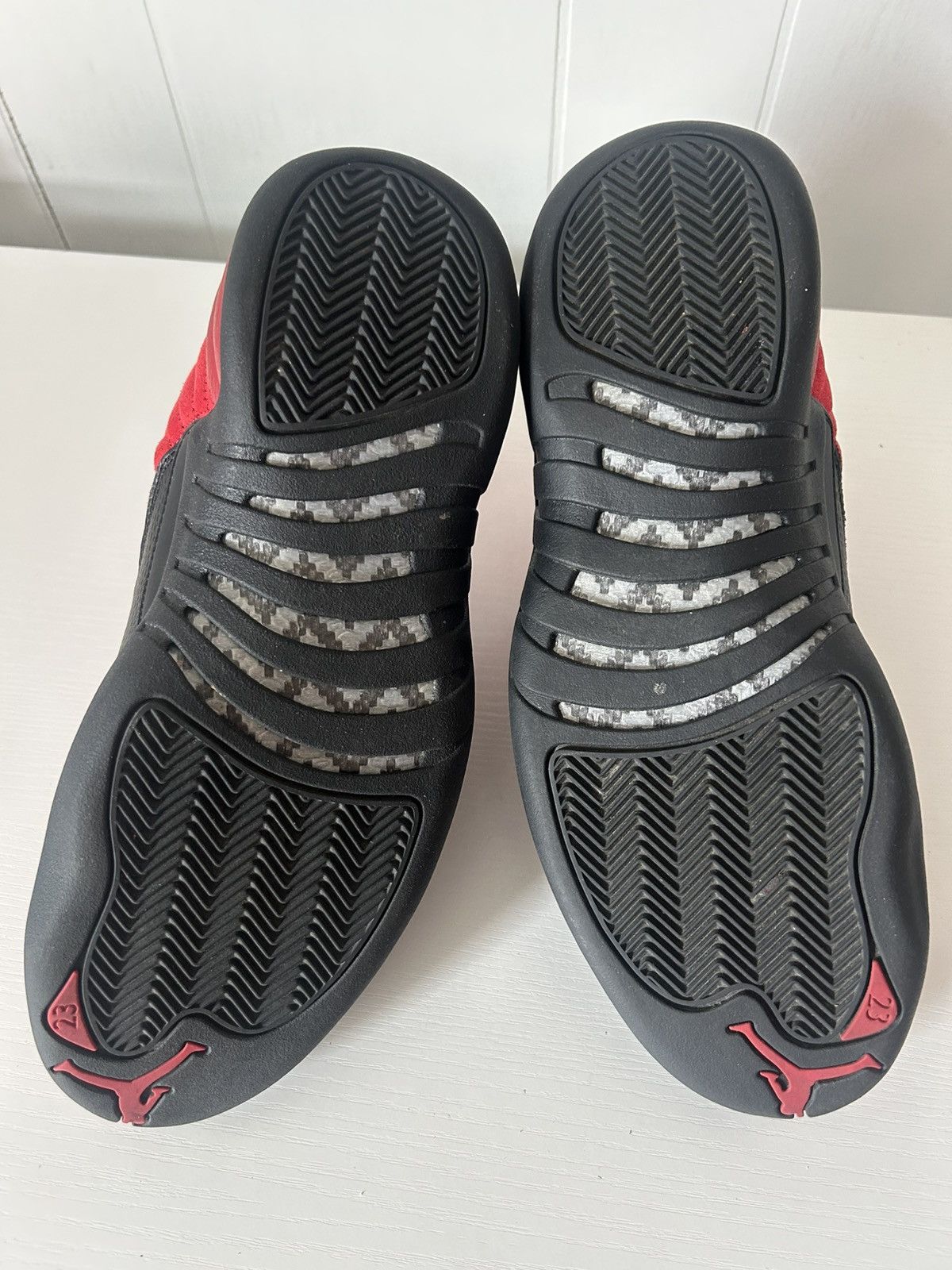 Jordan Brand Air Jordan 12 Retro Reverse Flu Game Size US 9 / EU 42 - 7 Thumbnail