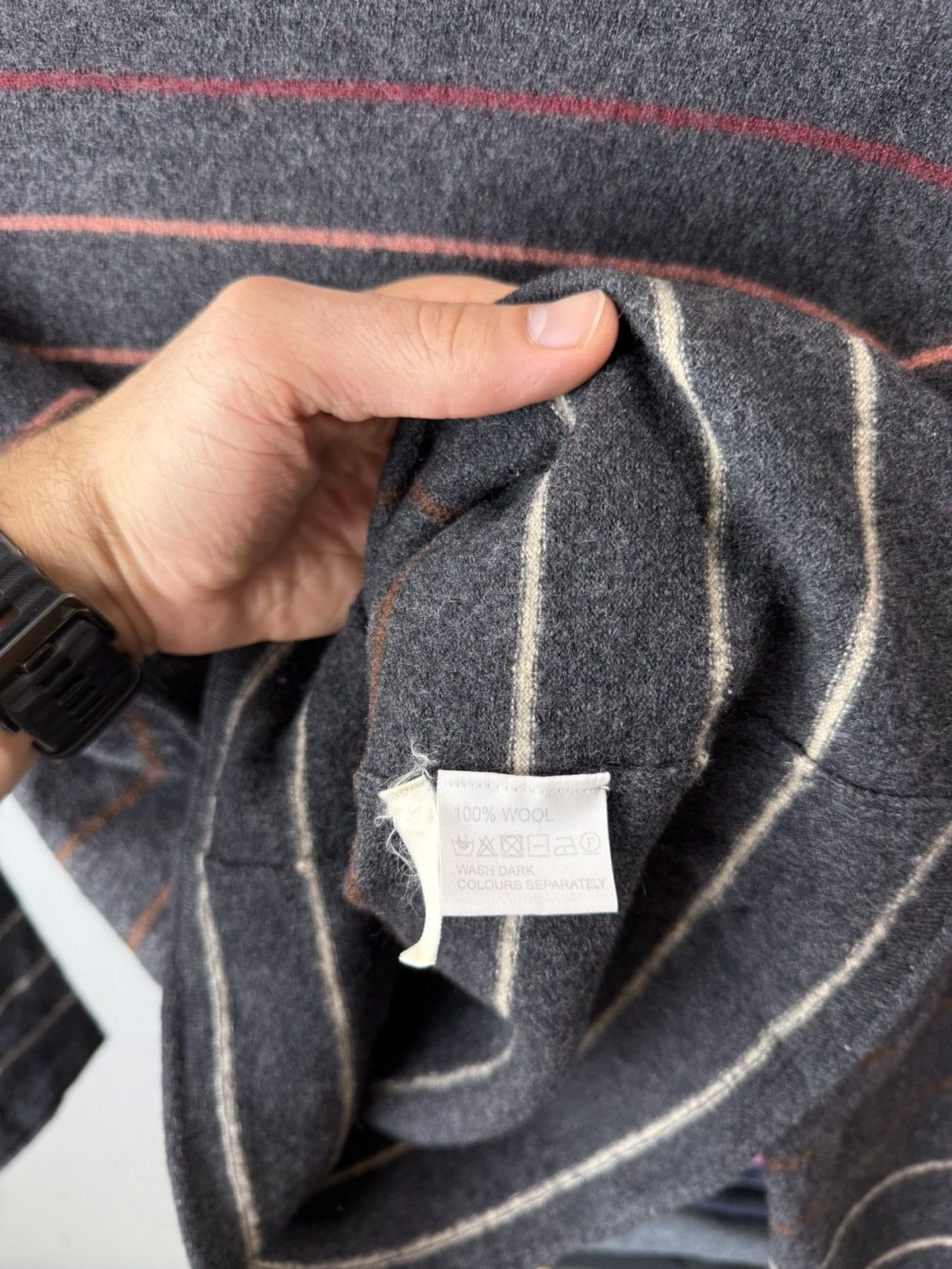 Yves Saint Laurent Vintage 1990’s YSL Yves Saint Laurent Wool Sweater Size S / US 4 / IT 40 - 7 Thumbnail