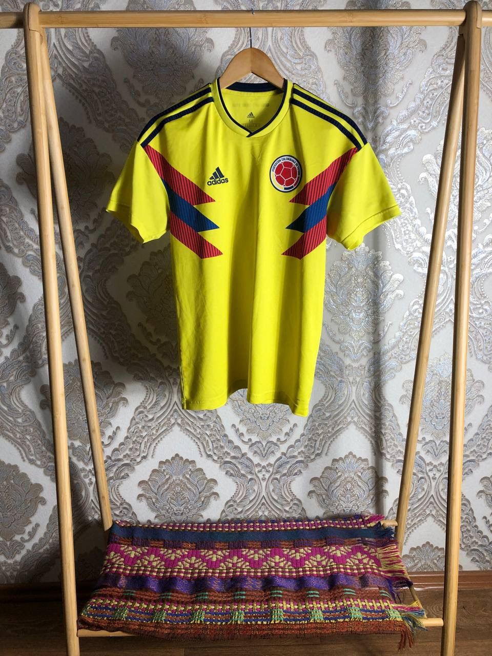 Adidas VINTAGE ADIDAS COLOMBIA RETRO SOCCER JERSEY BLOKE Y2K 90s Size US M / EU 48-50 / 2 - 1 Thumbnail