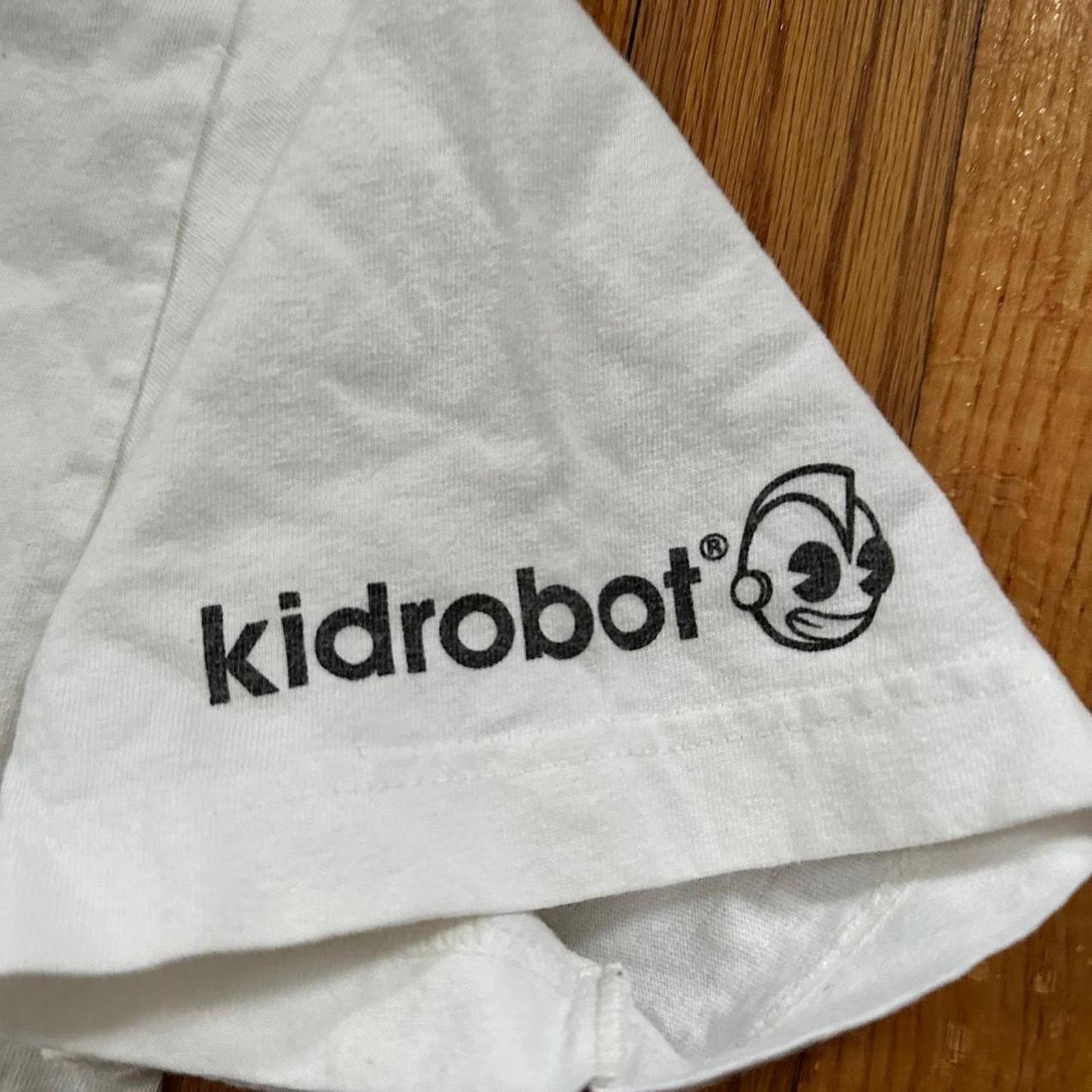 Kid Robot × NERDY × Vintage Rare Vintage Kidrobot Killer Rabbit T Shirt Kid Robot size M Size US M / EU 48-50 / 2 - 7 Thumbnail