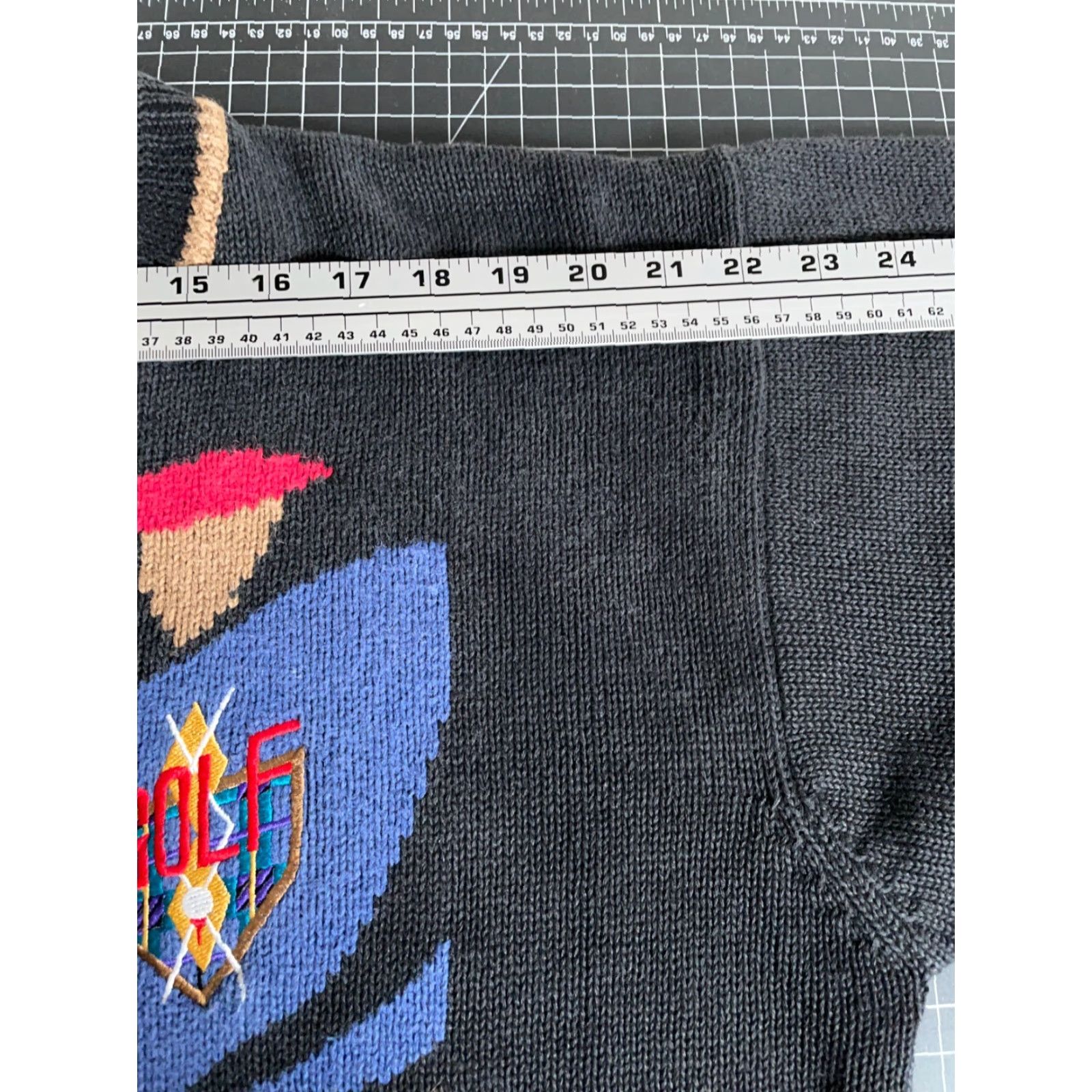 Vintage VINTAGE Par Four Sweater Shirt Adult Large Black 90s Sports Embroidered Chunky Knit Mens Size US L / EU 52-54 / 3 - 7 Thumbnail