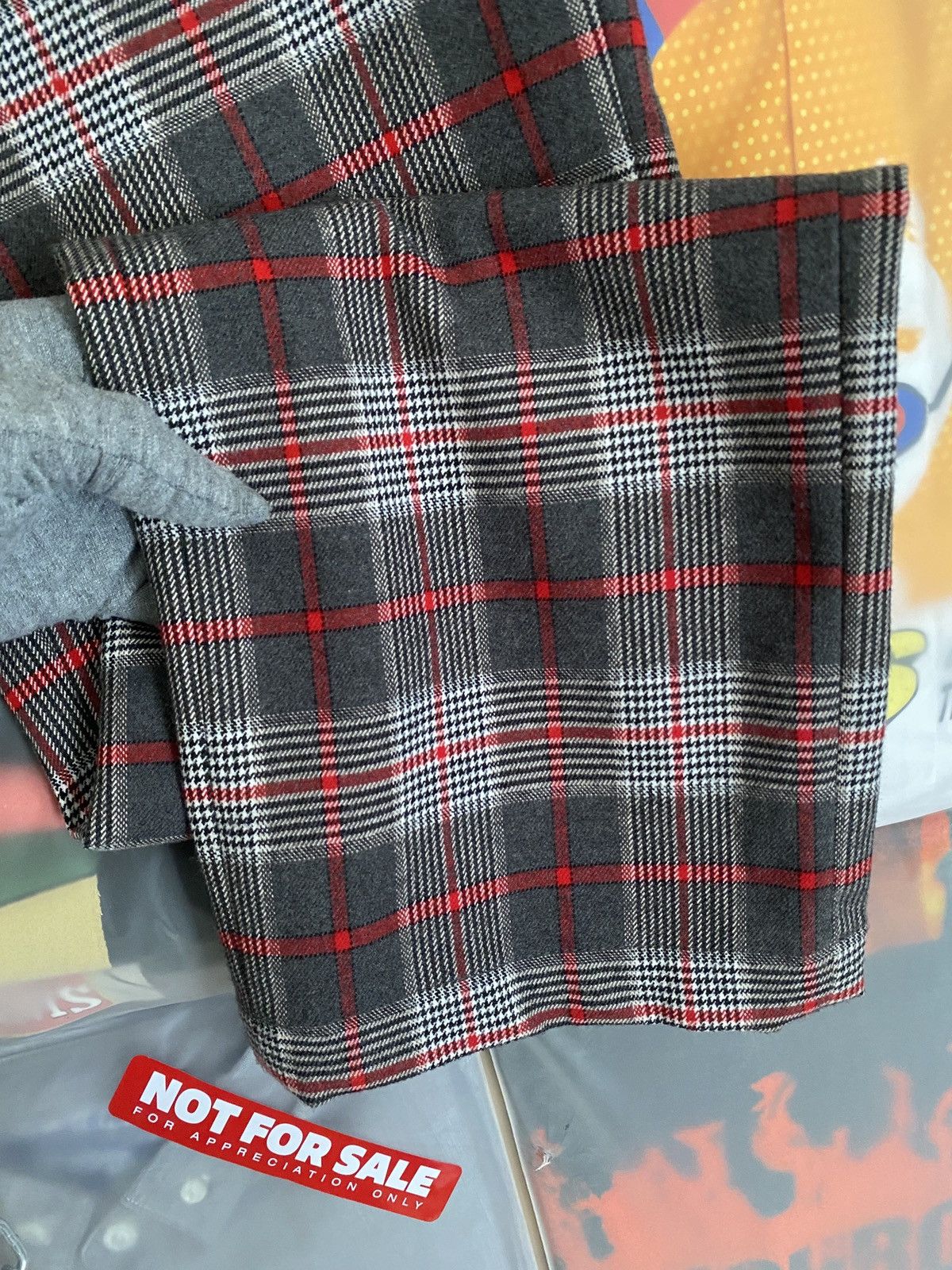 Japanese Brand Zishen Sports Plaid Multicolor like Burberry Checkered Size US 35 - 12 Thumbnail