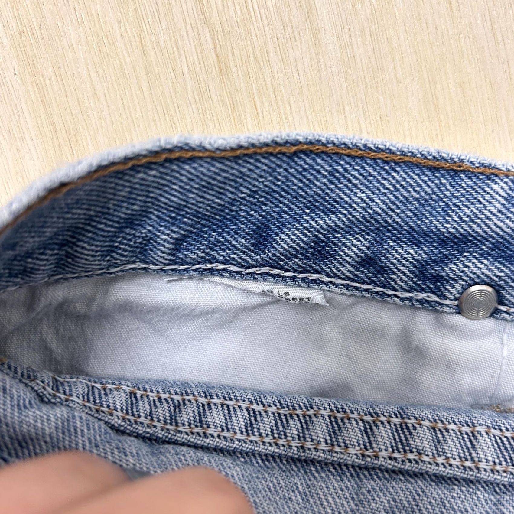 Wrangler Wrangler Pants Mens 37 Blue Jeans 37x29 Light Wash Denim Regular Classic Casual Size US 37 - 3 Thumbnail