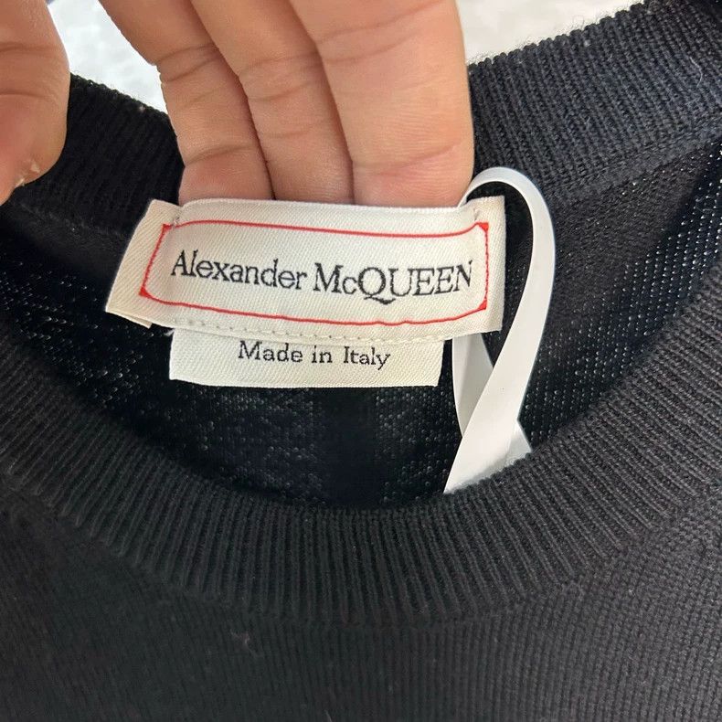 Alexander McQueen Alexander Mcqueen Black gemstone embroidered wool sweater Size US M / EU 48-50 / 2 - 3 Thumbnail