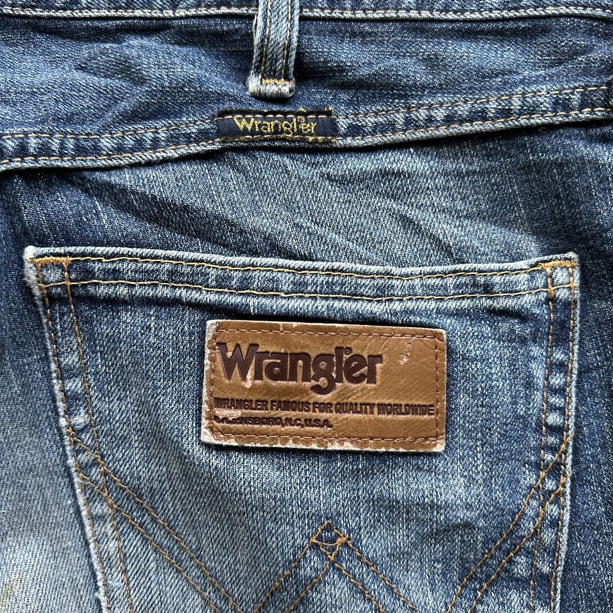 Japanese Brand × Jean × Vintage Vintage Wrangler Distressed Faded Denim Jean Pant W34 Size US 34 / EU 50 - 12 Thumbnail