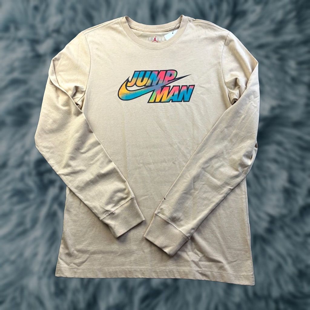 Jordan Brand NEW Jordan Shirt Mens Small Beige Tan Long Sleeve Graphic Sneakerhead Jumpman Size US S / EU 44-46 / 1 - 1 Thumbnail
