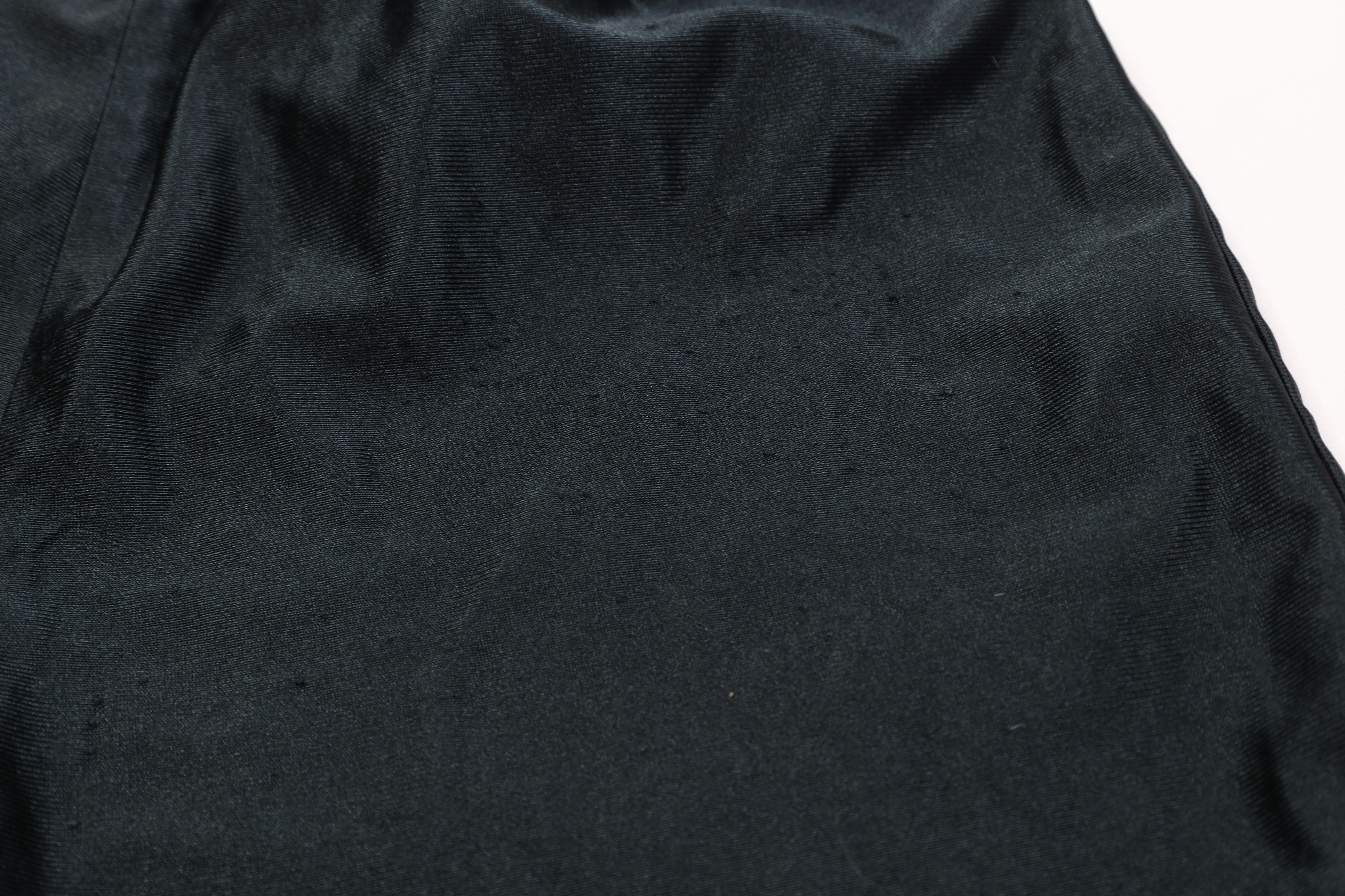 Vintage Vintage 90s Streetwear Silky Nylon Basketball Shorts Black Size US 32 / EU 48 - 11 Thumbnail