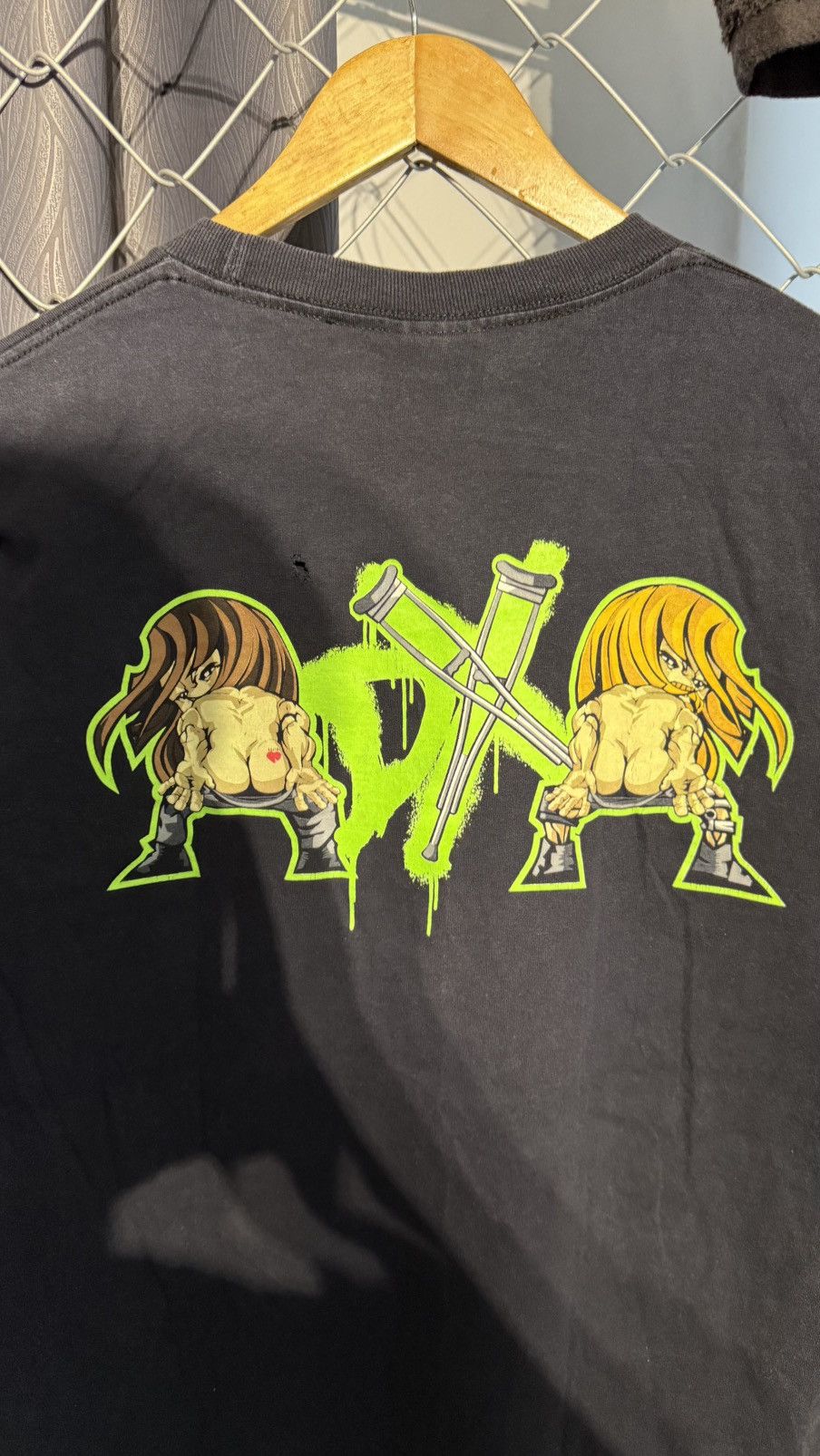 Vintage DISTRESS VINTAGE 2007 WWE DEGENERATION X WRESTLING TSHIRT Size US M / EU 48-50 / 2 - 6 Thumbnail