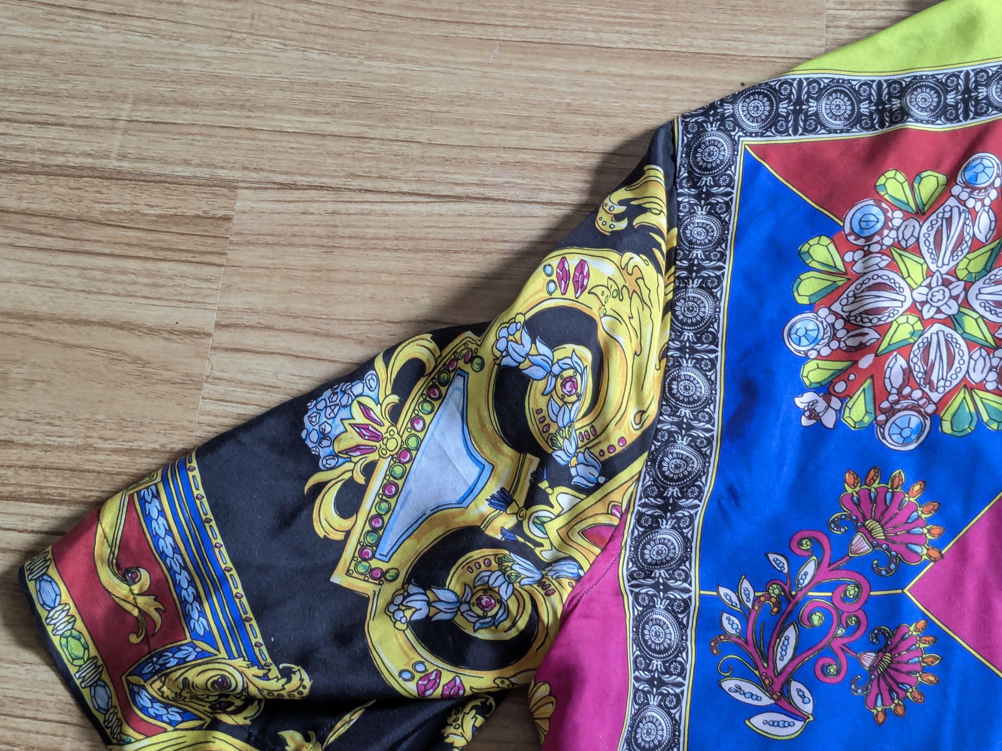Versace Versace Silk Shirt 40 Longsleeve Multicolor Floral Medusa Size US M / EU 48-50 / 2 - 13 Thumbnail