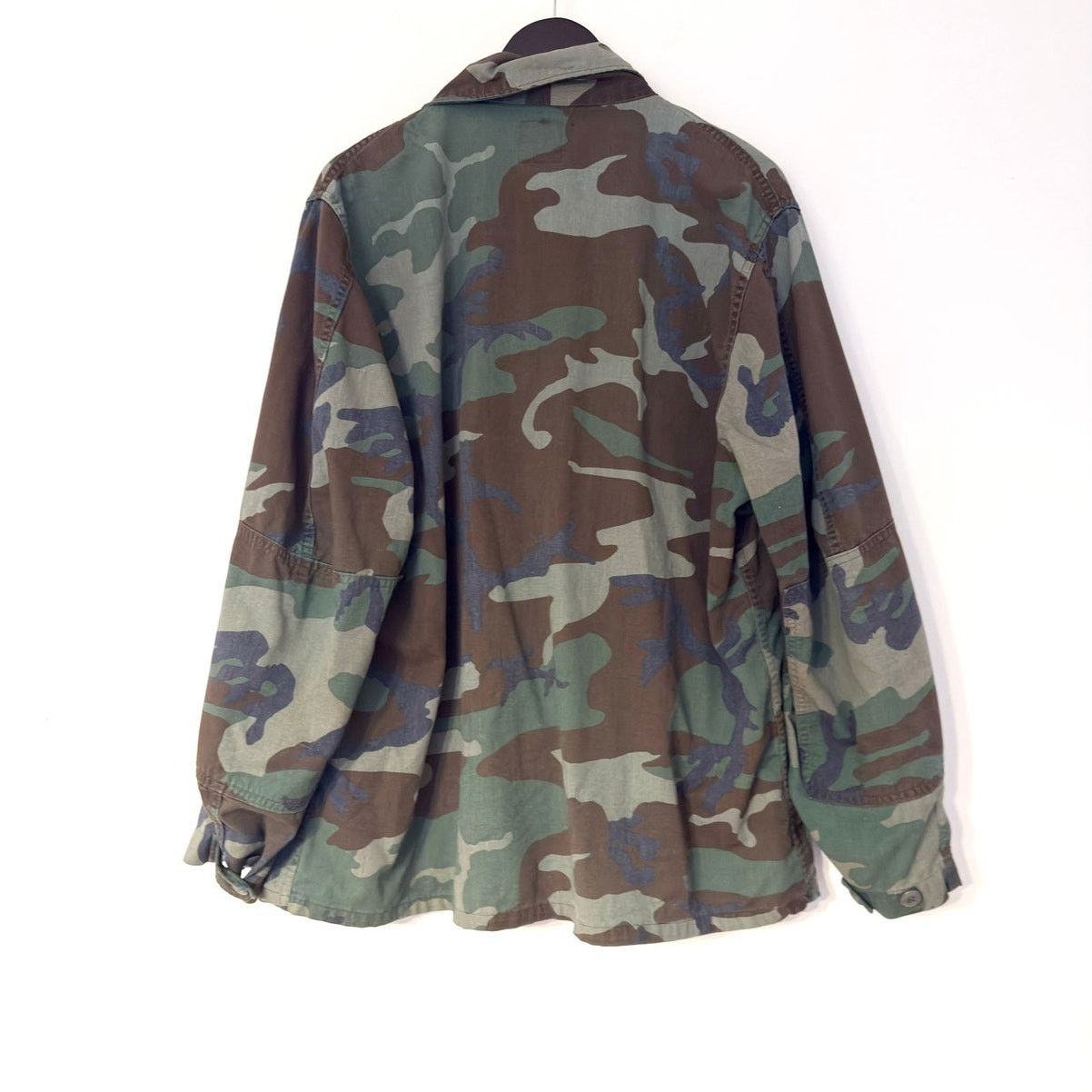 Vintage Vintage US Army Woodland Camo Combat Field Jacket Size US M / EU 48-50 / 2 - 7 Thumbnail