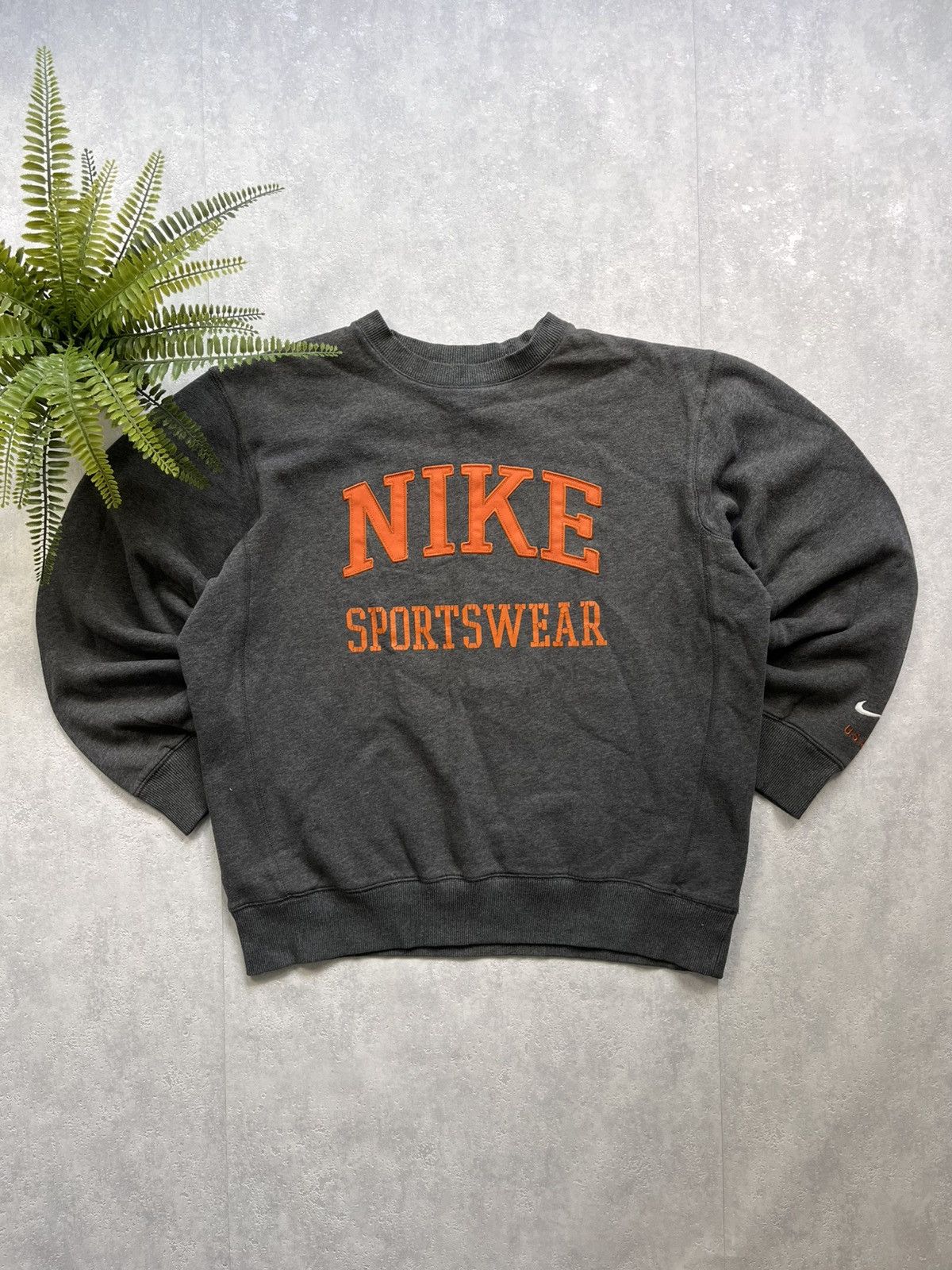 Nike 90’s NIKE SPELLOUT LOGO RETRO BOXY CREWNECK SWOOSH USA RARE Size US L / EU 52-54 / 3 - 1 Thumbnail