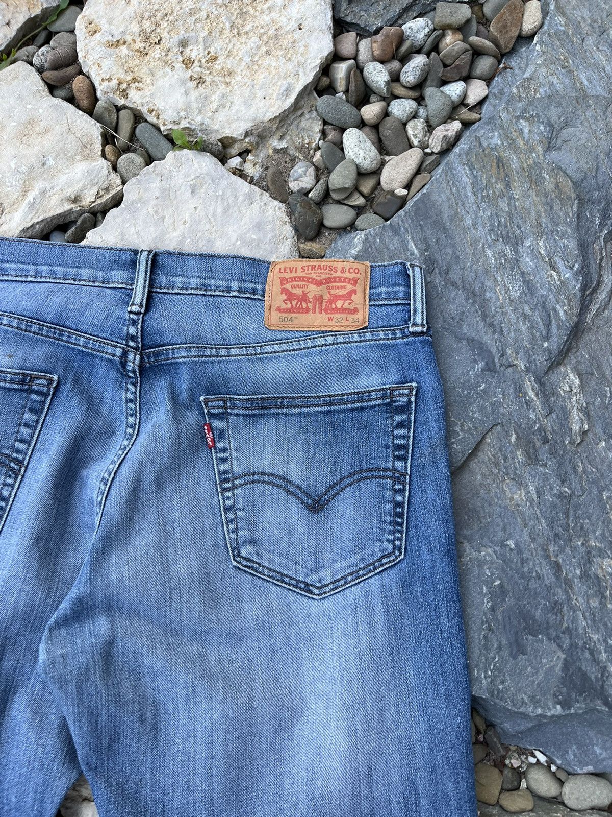 Levi's × Levi's Vintage Clothing × Vintage Vintage Levi’s 504 distressed jeans washed baggy thrashed Size US 32 / EU 48 - 18 Thumbnail