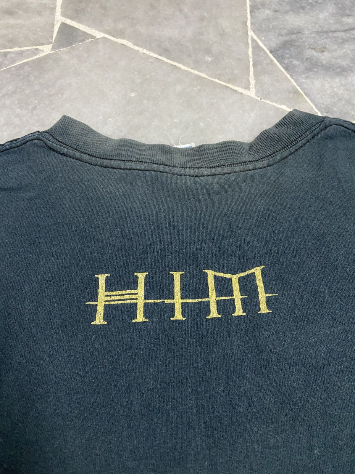 Band Tees × Vintage Vintage 90s HIM Glam Rock Band Tee Size US L / EU 52-54 / 3 - 8 Thumbnail