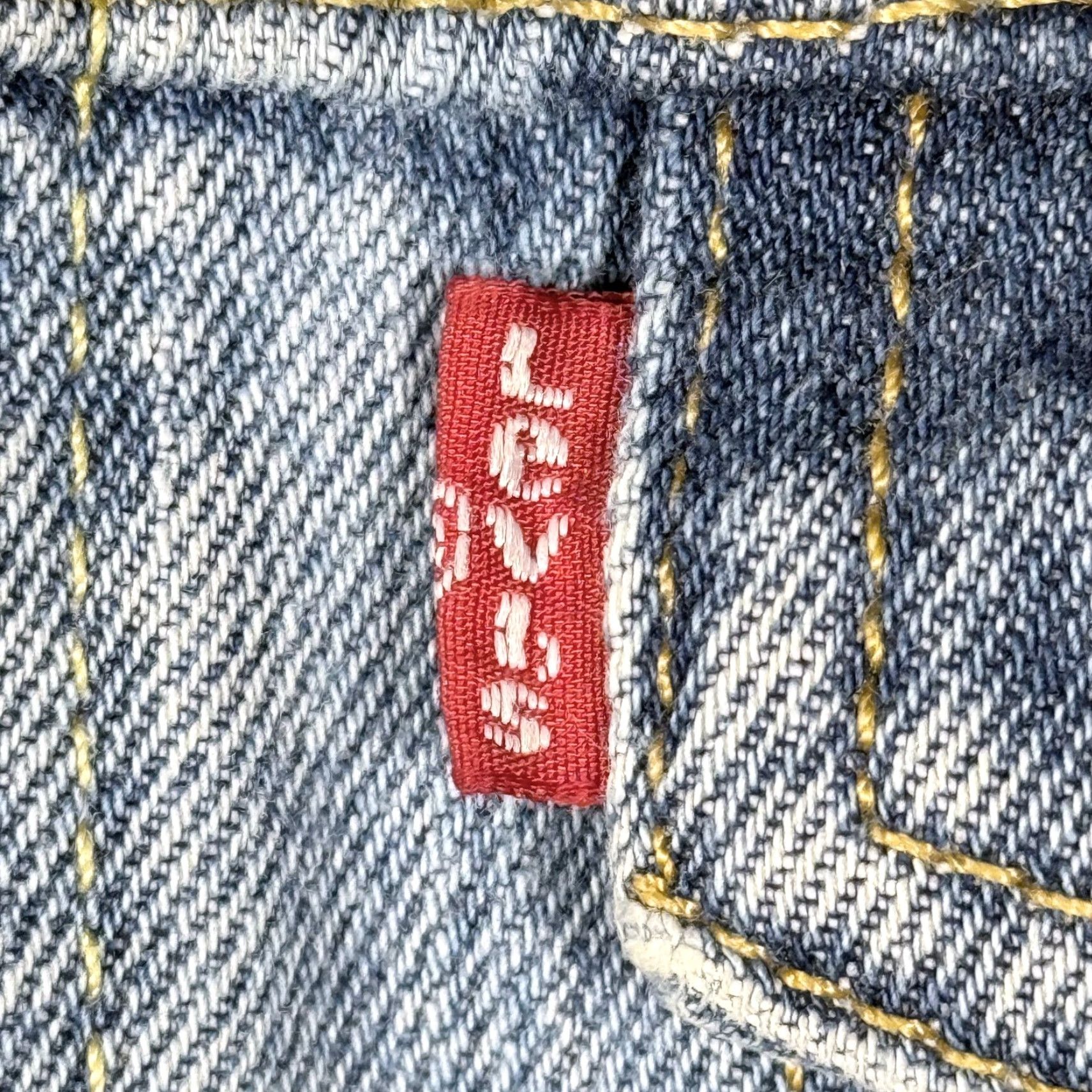 Levi's Levi's Trucker Jacket Mens Large Blue Denim Retro Classic Casual Workwear jacket Size US L / EU 52-54 / 3 - 5 Thumbnail