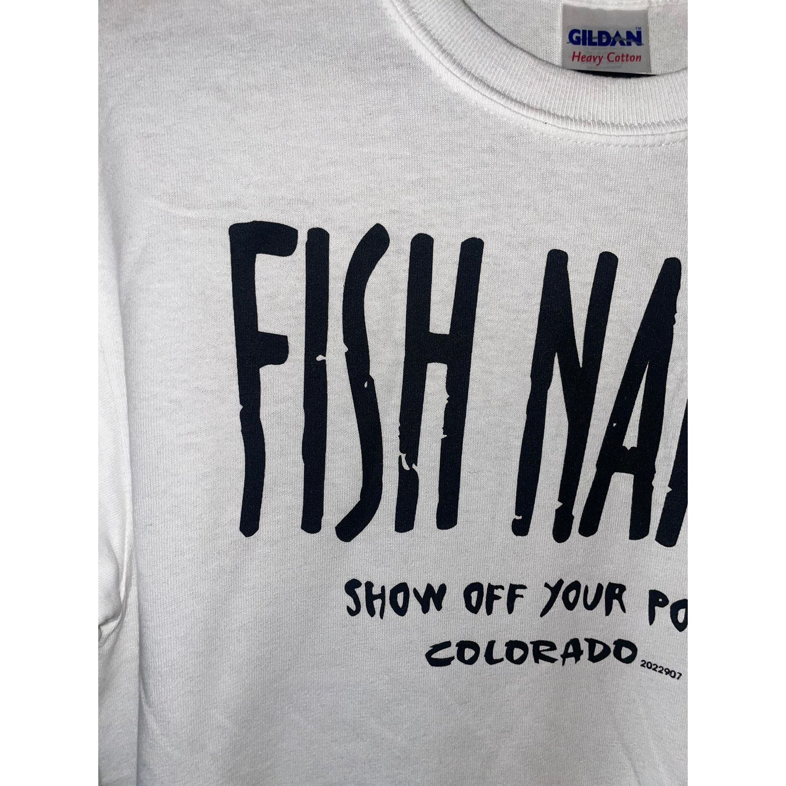 Gildan Y2K Fish Naked Show Off Your Pole Colorado Joke Shirt 2000s Size US S / EU 44-46 / 1 - 3 Thumbnail