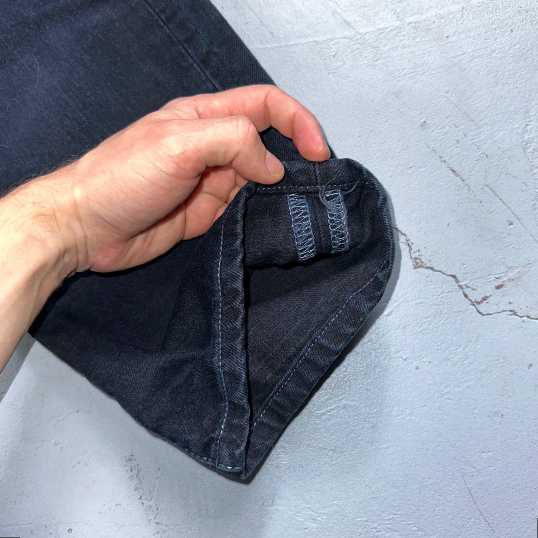 Levi's VINTAGE Levi's 501 Jeans 90s Mexico Straight Levi's 501 30x32 Dark Wash Blue Men Jeans 30 Regular 32 Inseam 90s Theme Vintage Size US 30 / EU 46 - 4 Thumbnail