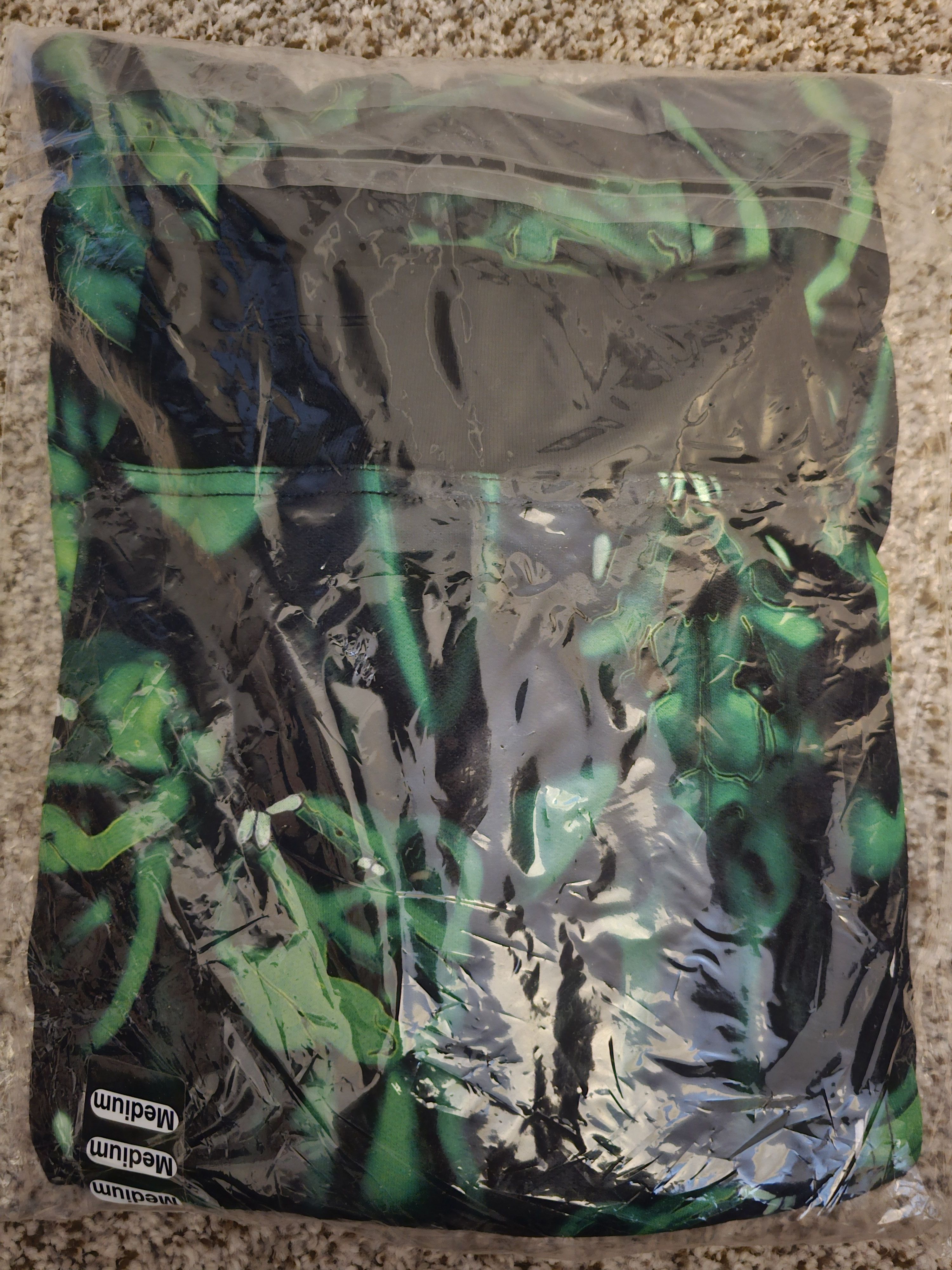 Icy Rabbit Icy Rabbit size medium hoodie and large sweatpant Size US 34 / EU 50 - 10 Thumbnail
