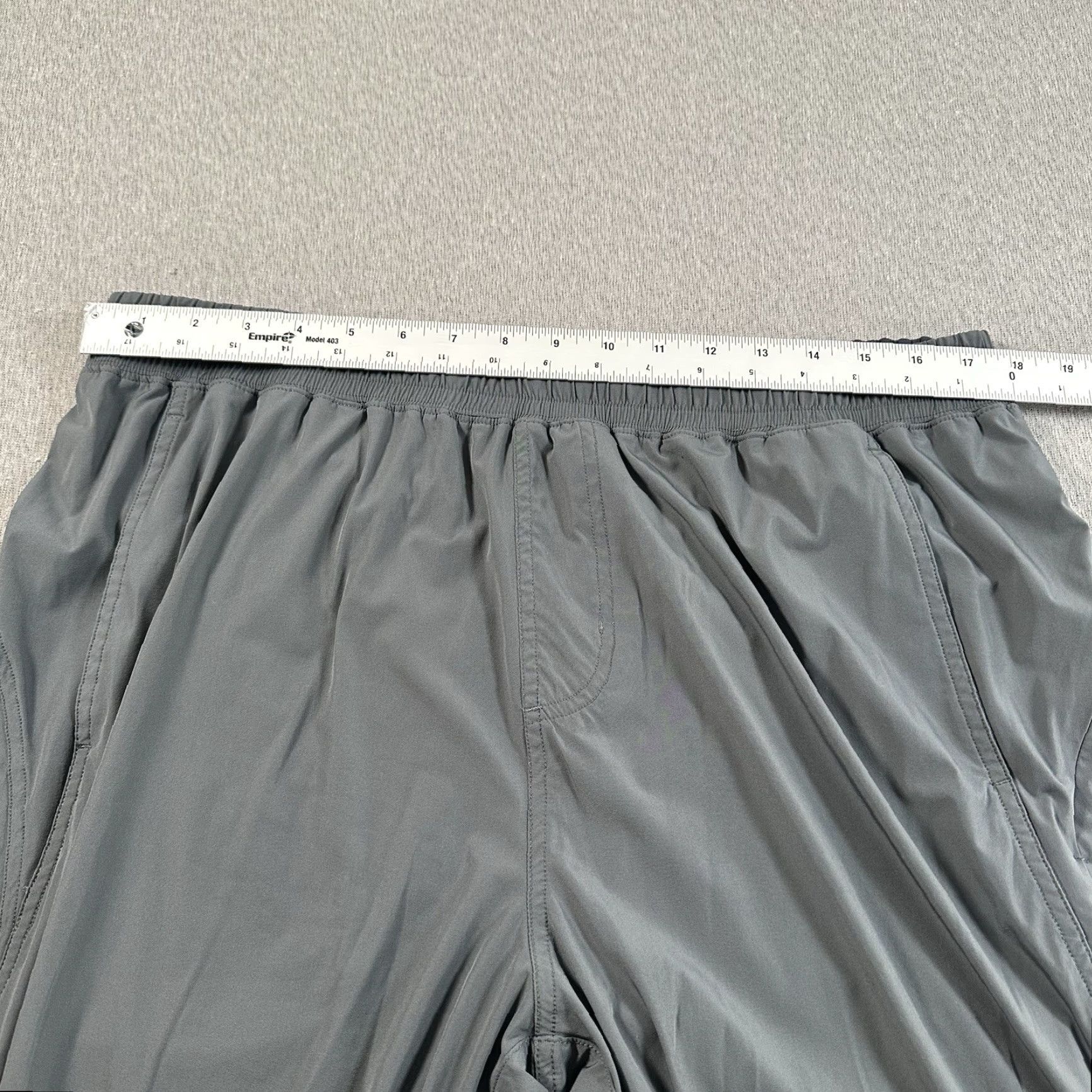 Rhone Rhone Sweatpants Men XL Torrent Nylon Elastic Waist Zip Pockets Gray Modern Solid EUC Size US 36 / EU 52 - 7 Thumbnail