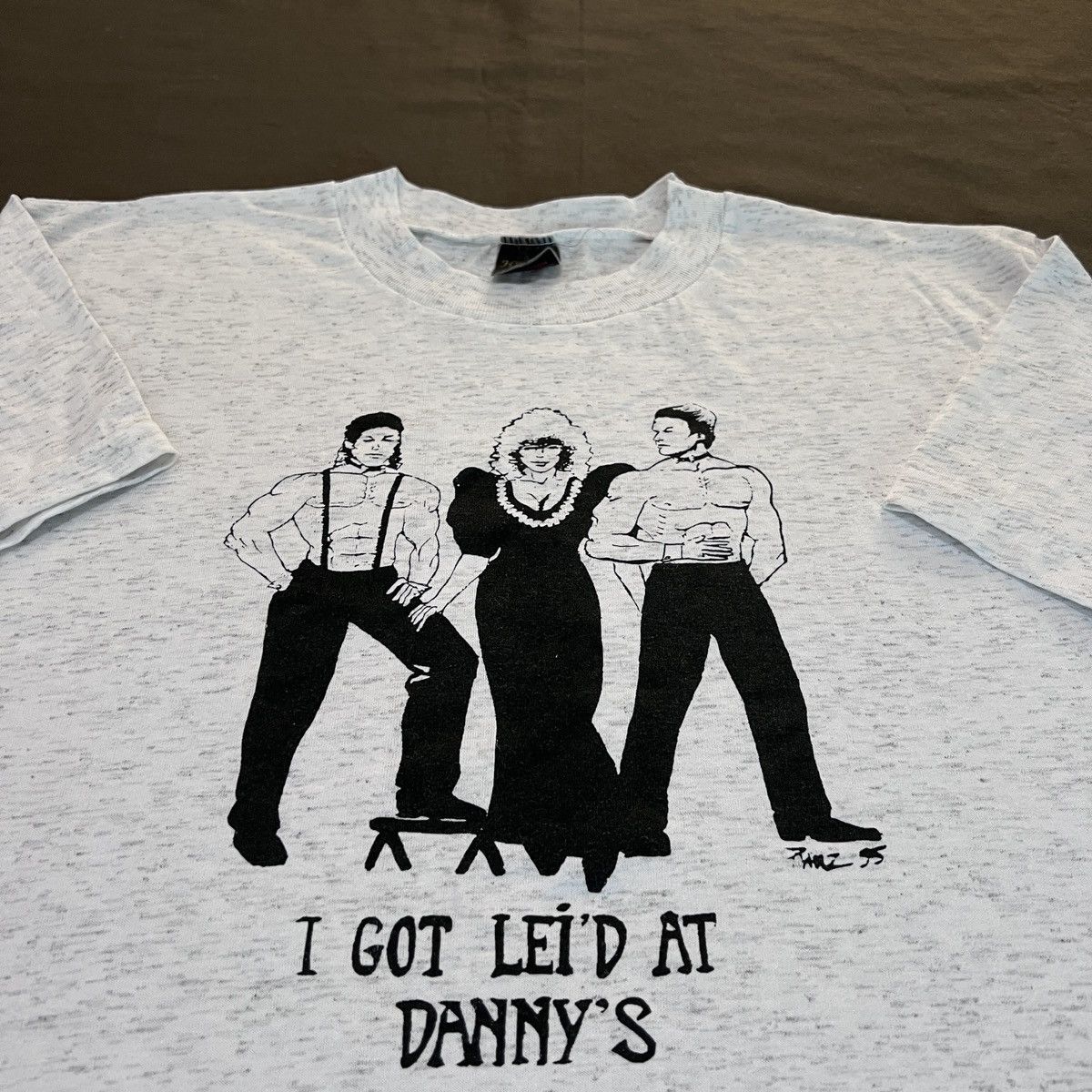 Vintage Vintage 90s Strip Club Danny’s Of Windsor lgbtq gay bdsm Tee Size US XL / EU 56 / 4 - 1 Thumbnail