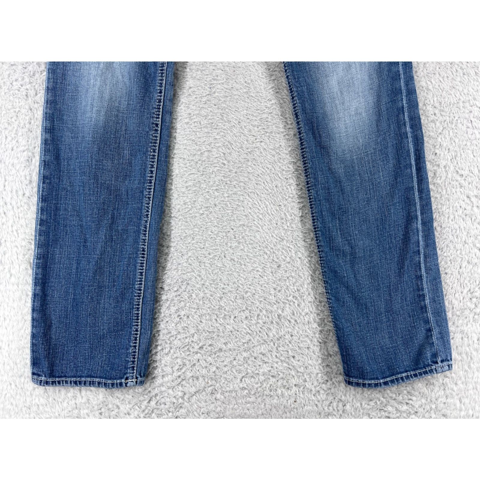 Vintage Buckle Jeans Adult 29 Blue Denim Straight 5-Pocket Bke 27x30 Regular Cotton Buckle Brand Men Pants Size 29 Blue Denim Jeans Size US 29 - 5 Thumbnail