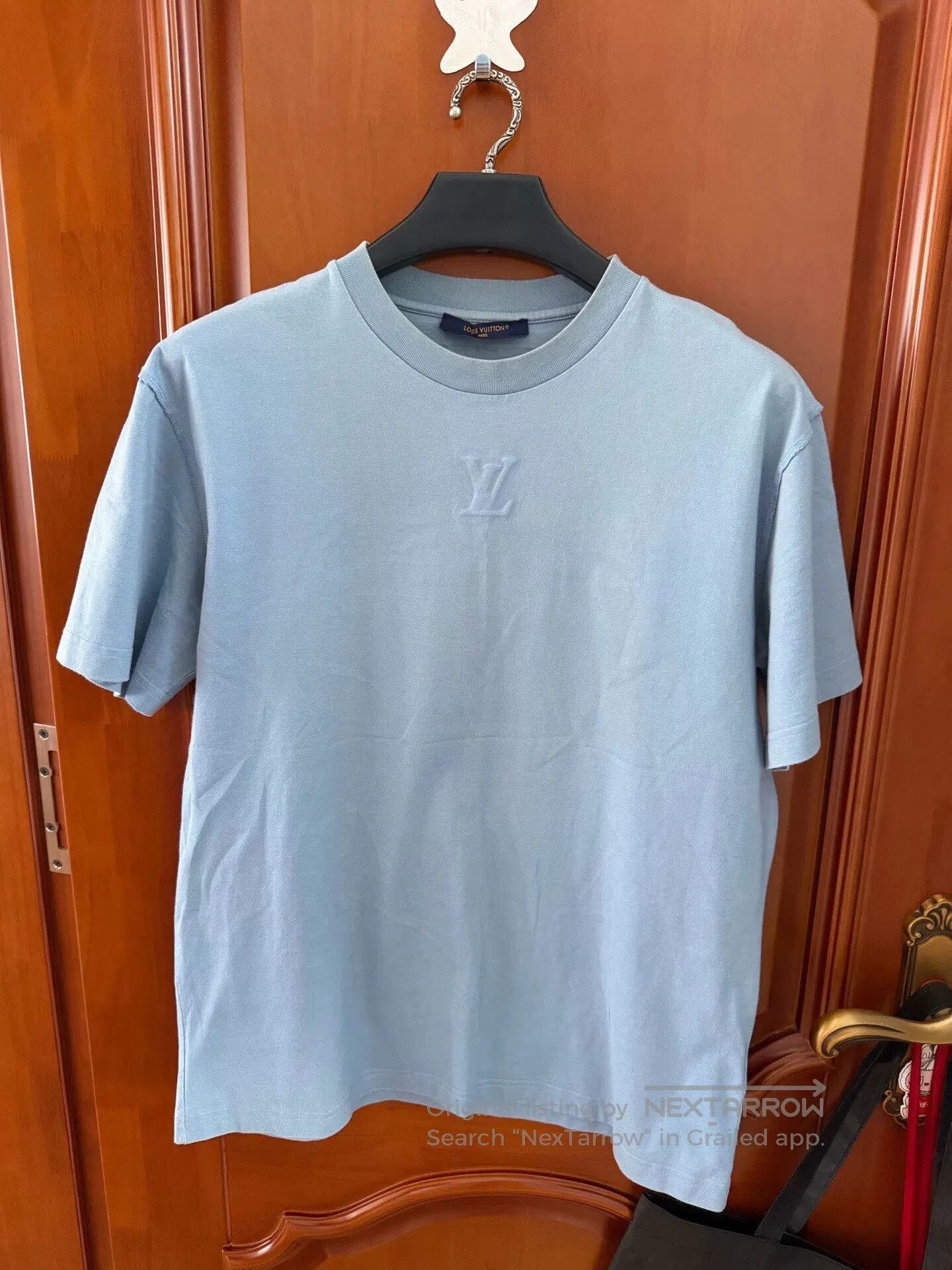 Louis Vuitton louis vuitton blue logo short sleeve shirt. Size US L / EU 52-54 / 3 - 1 Thumbnail