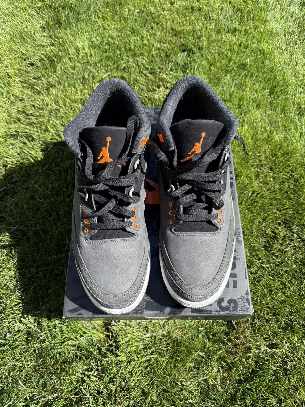 Jordan Brand Jordan 3 FEAR Size US 11 / EU 44 - 3 Thumbnail