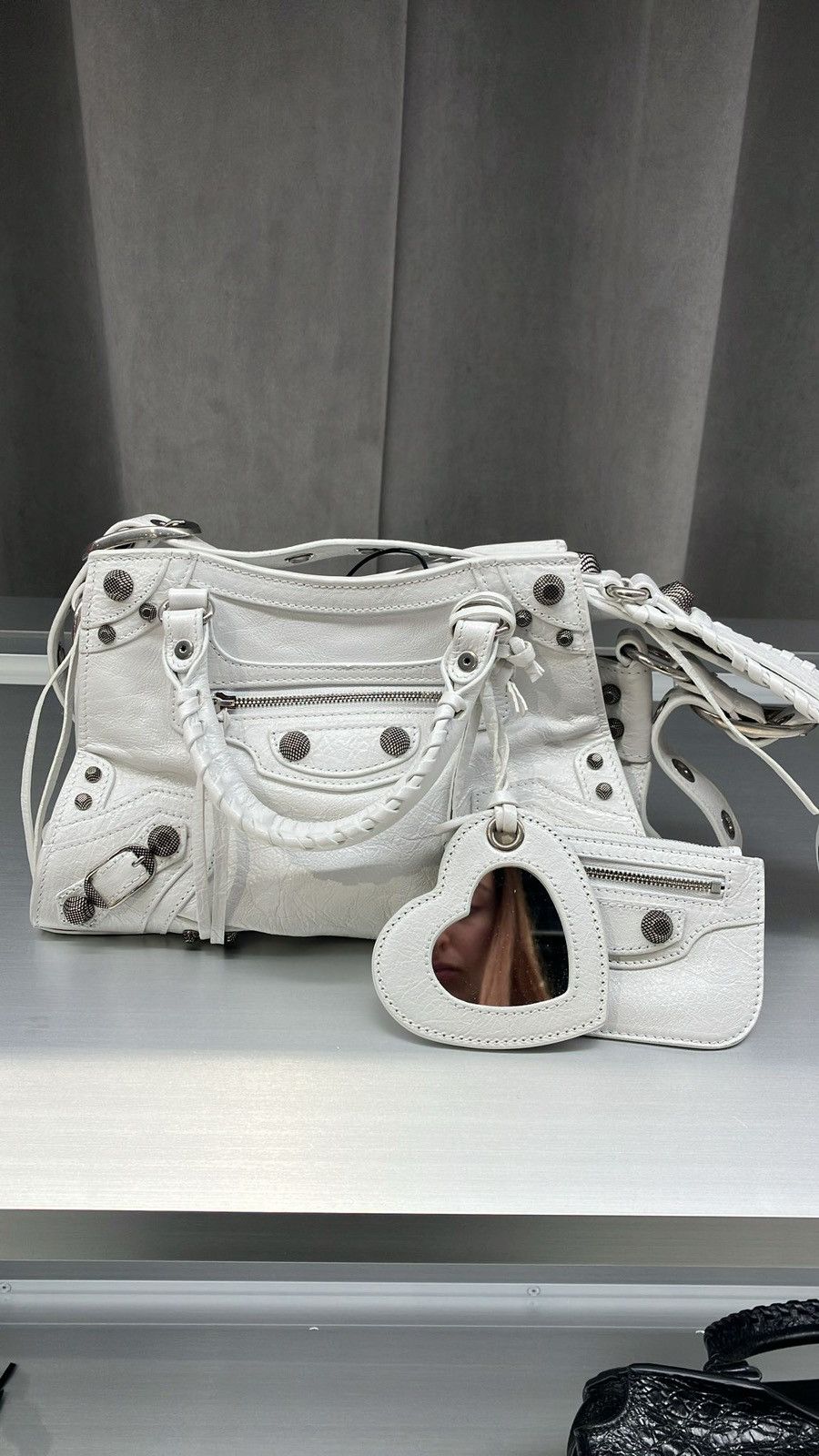 Balenciaga o1mt1gz0225 Size: OS / Neo Cagole XS Handbag in White Size ONE SIZE - 5 Thumbnail