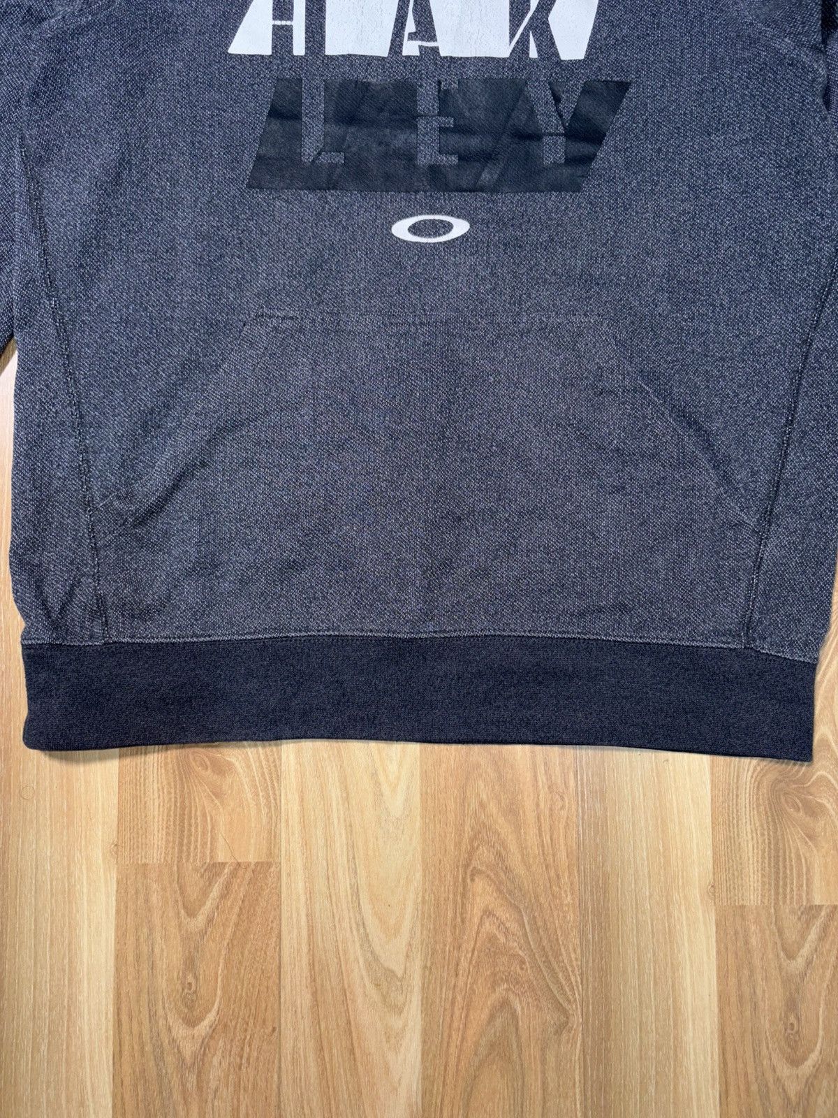 Oakley Vintage Oakley Graphic Logo Hoodie Grey/Black Marl - Size L Size US L / EU 52-54 / 3 - 3 Thumbnail